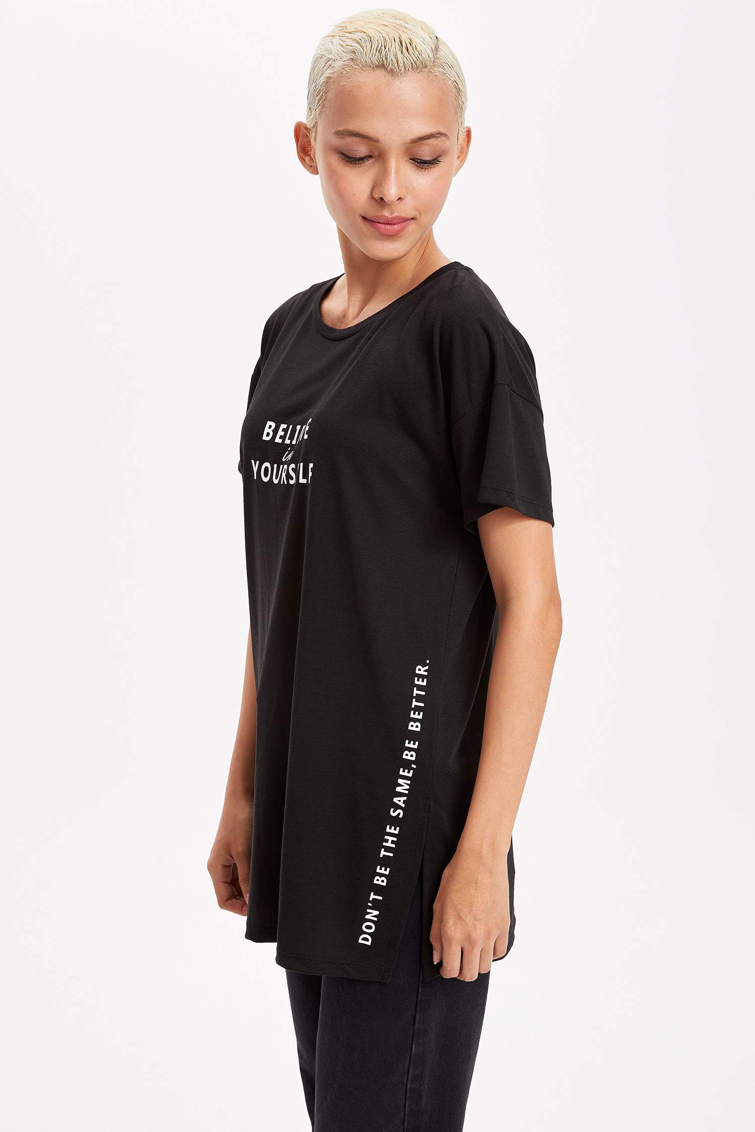 Defacto Yazı Baskılı Kısa Kollu Tunnik. 3