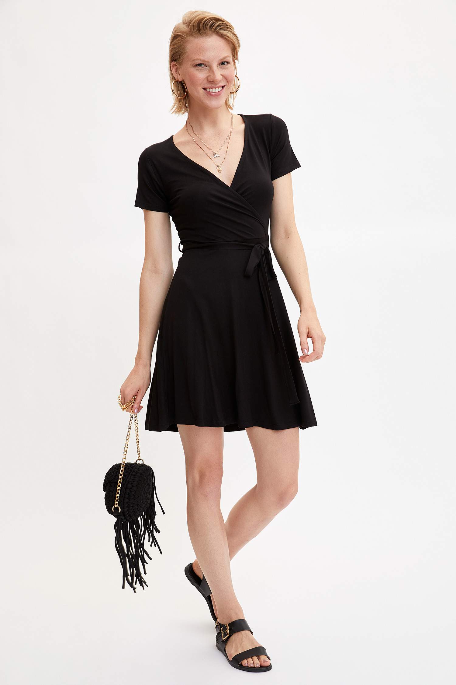 Defacto Bağlama Detaylı Elbise. 1