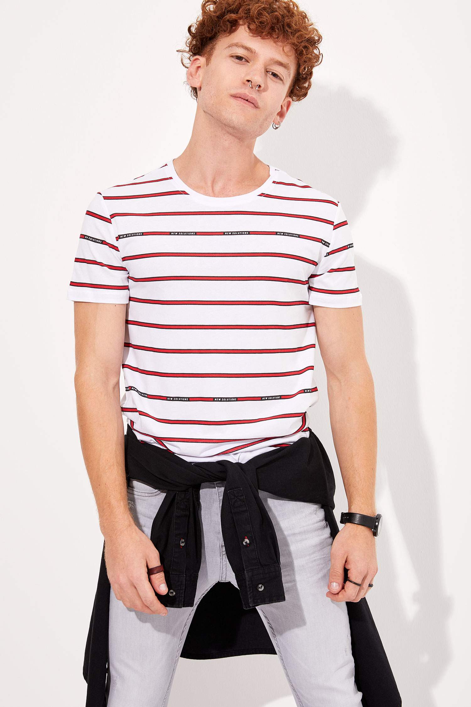 Defacto Çizgili Slim Fit T-shirt. 1