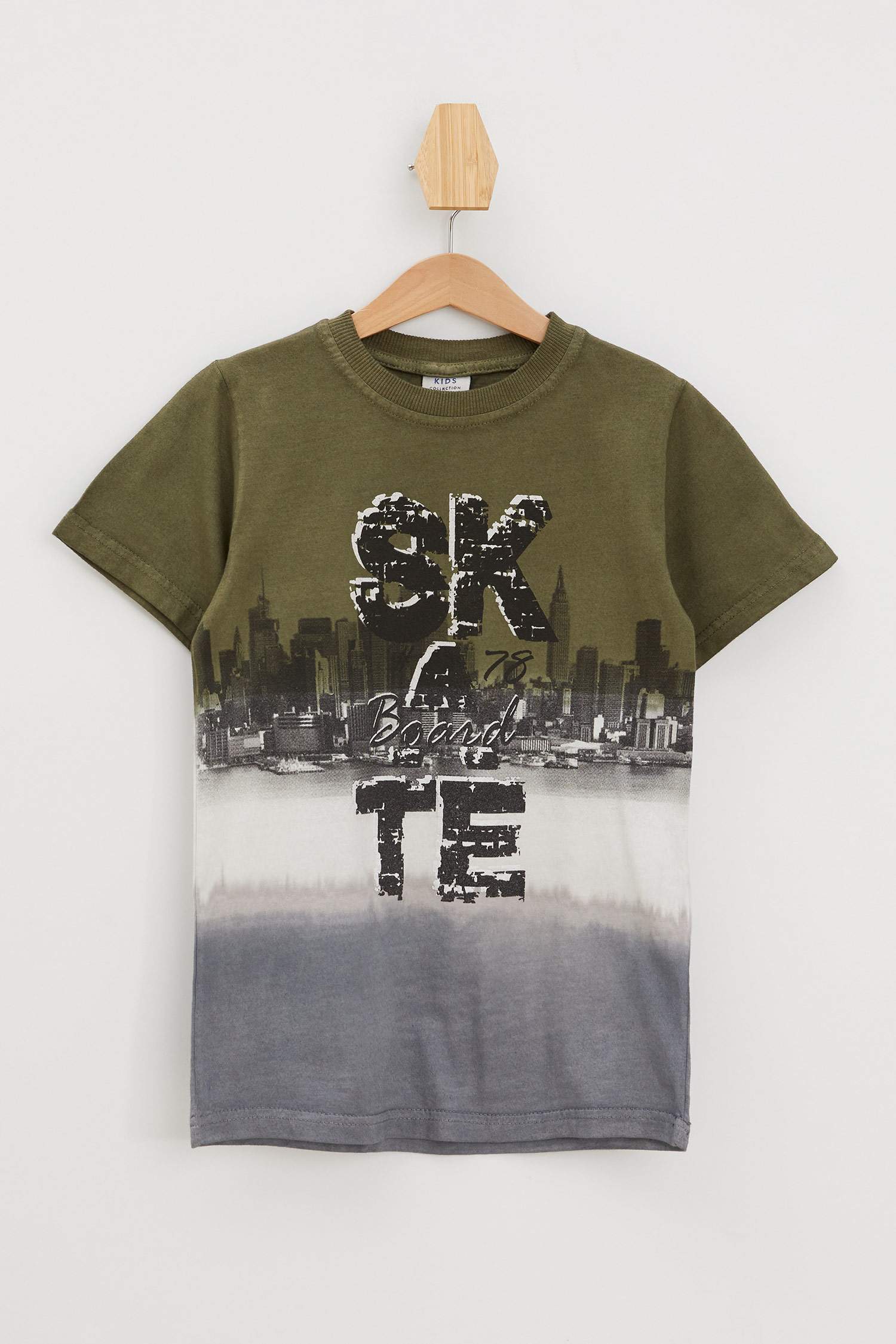 Defacto Baskılı T-shirt. 1
