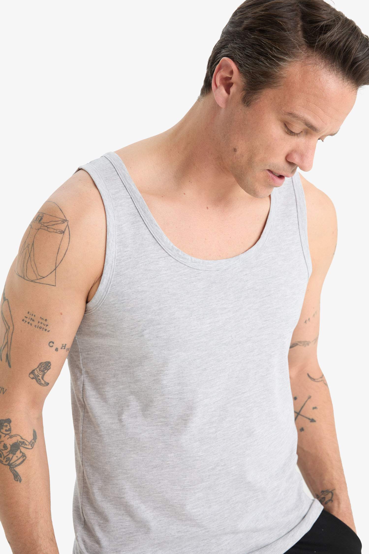 Двухслойная майка облегающего кроя