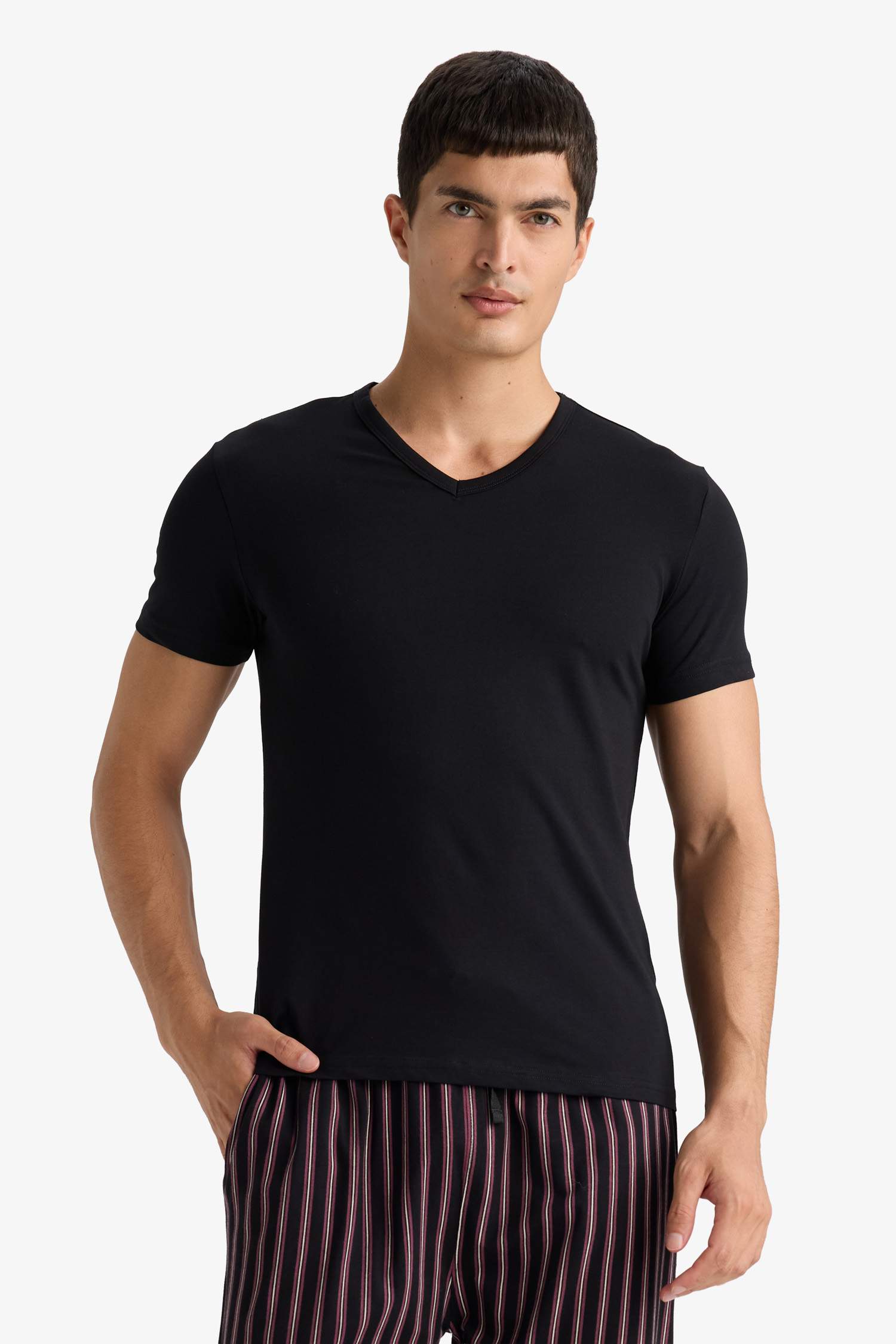 بلوزة سليم فيت بياخة V