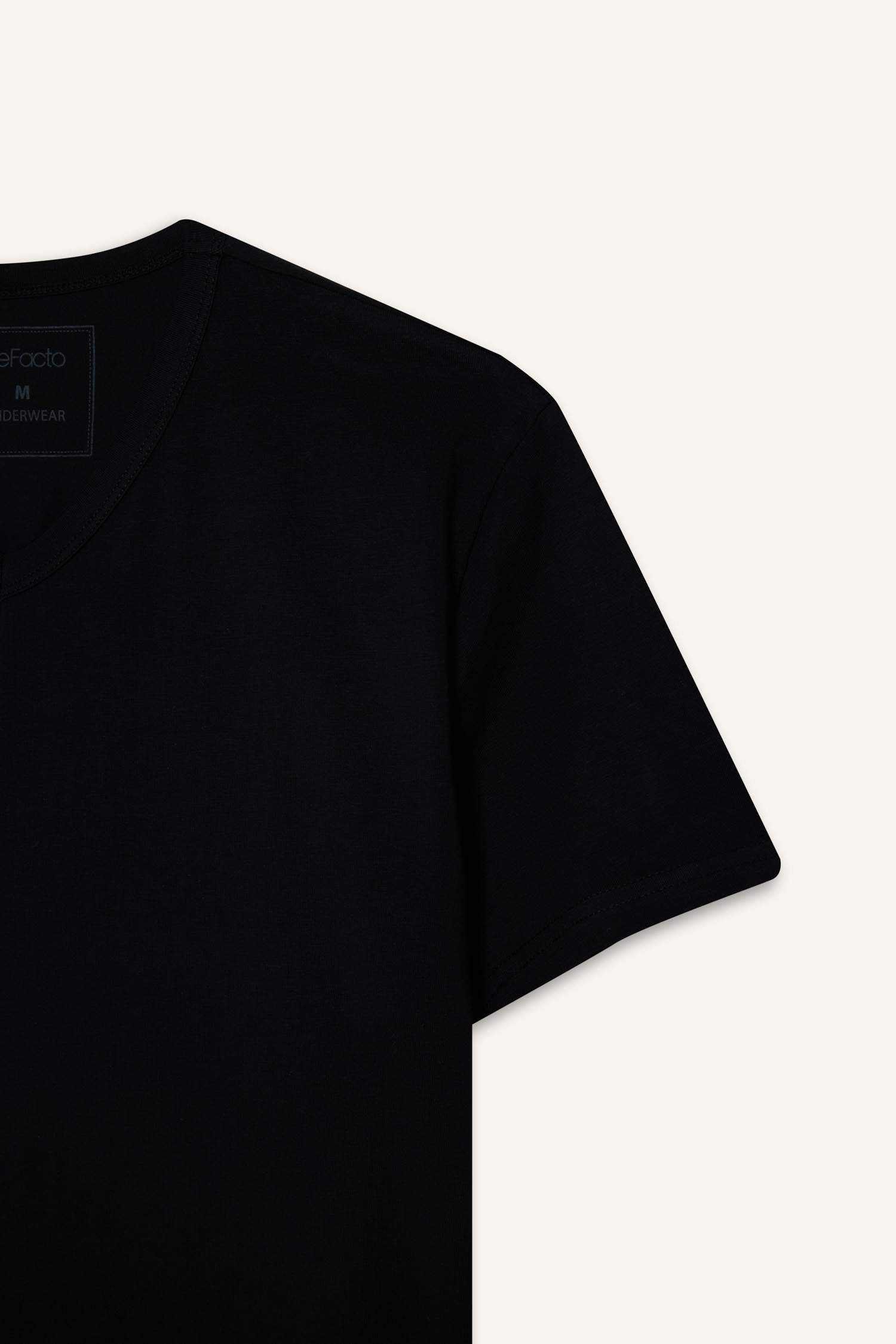 بلوزة سليم فيت بياخة V