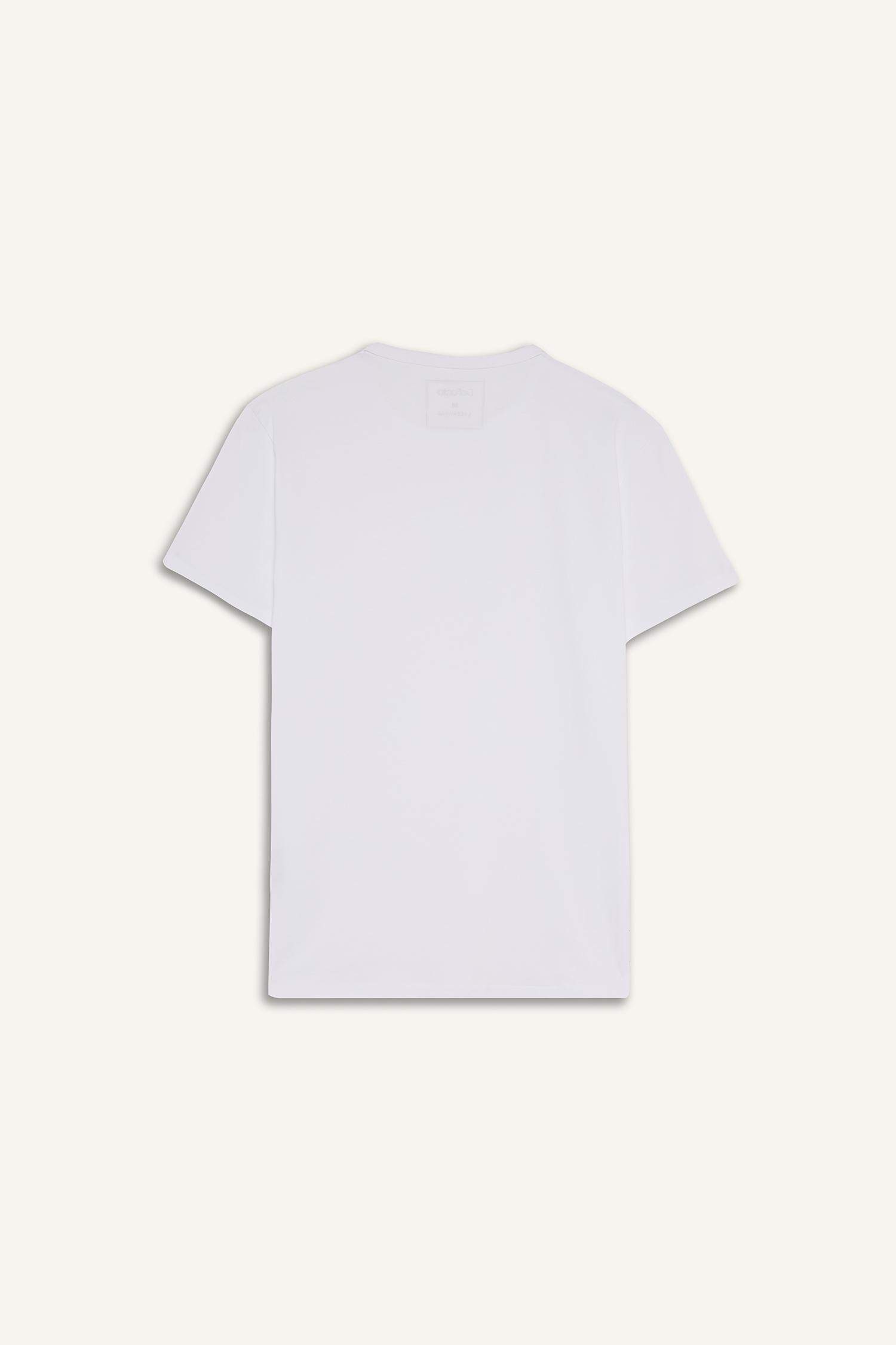 بلوزة سليم فيت بياخة مستديرة