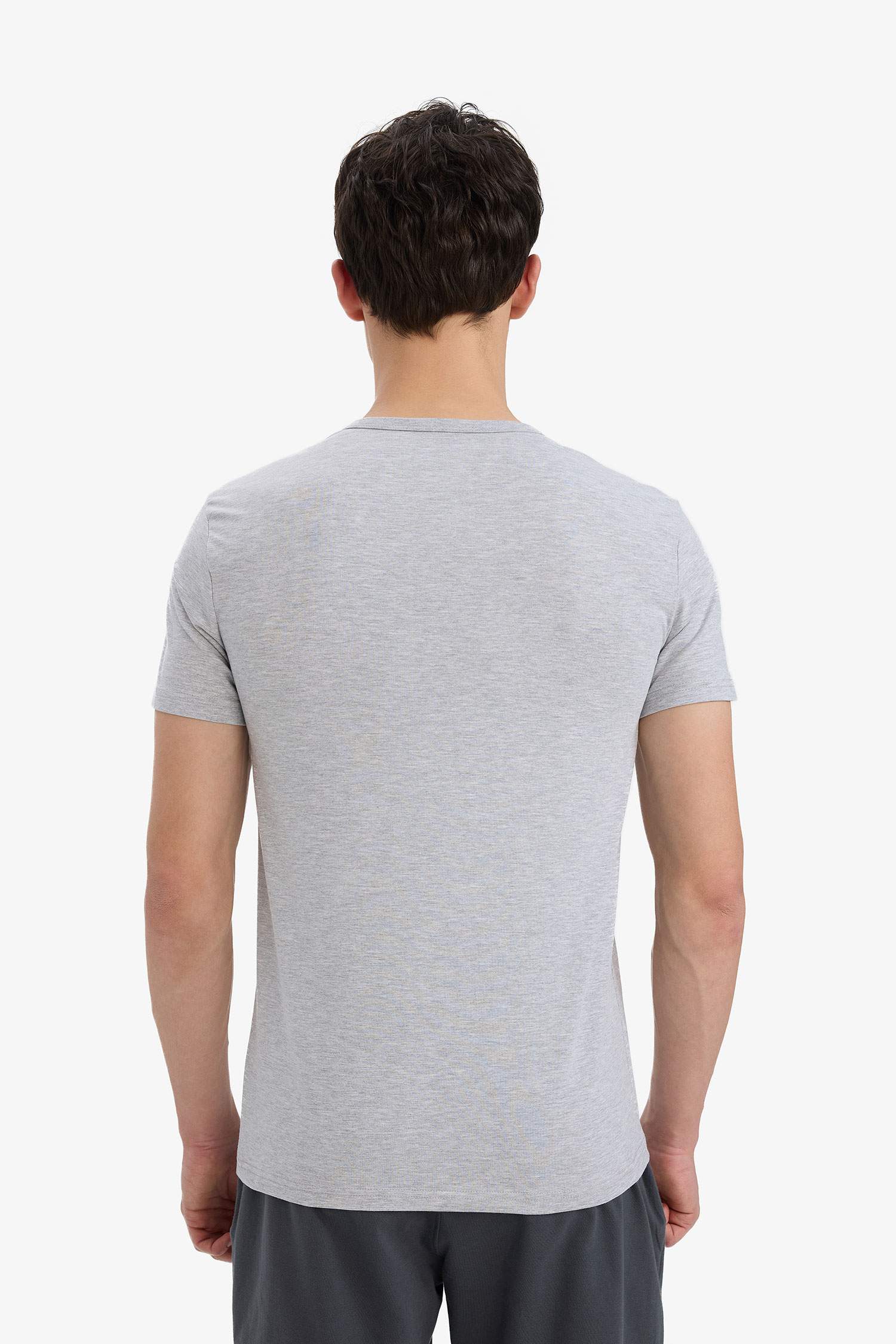 Slim Fit Dar Kesim Bisiklet Yaka Üst