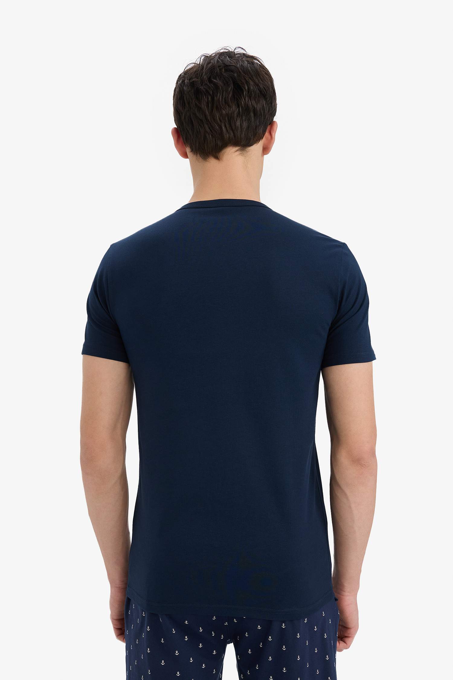 Slim Fit Dar Kesim Bisiklet Yaka Üst