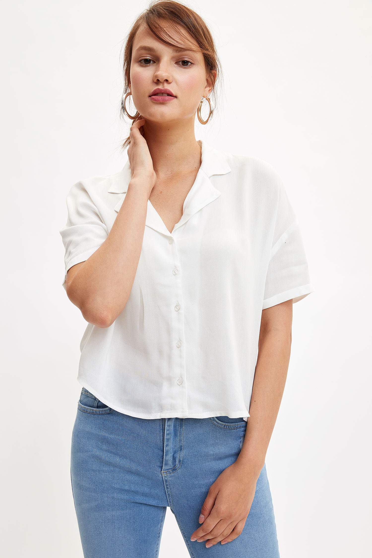 Defacto Kısa Kollu Gömlek. 1