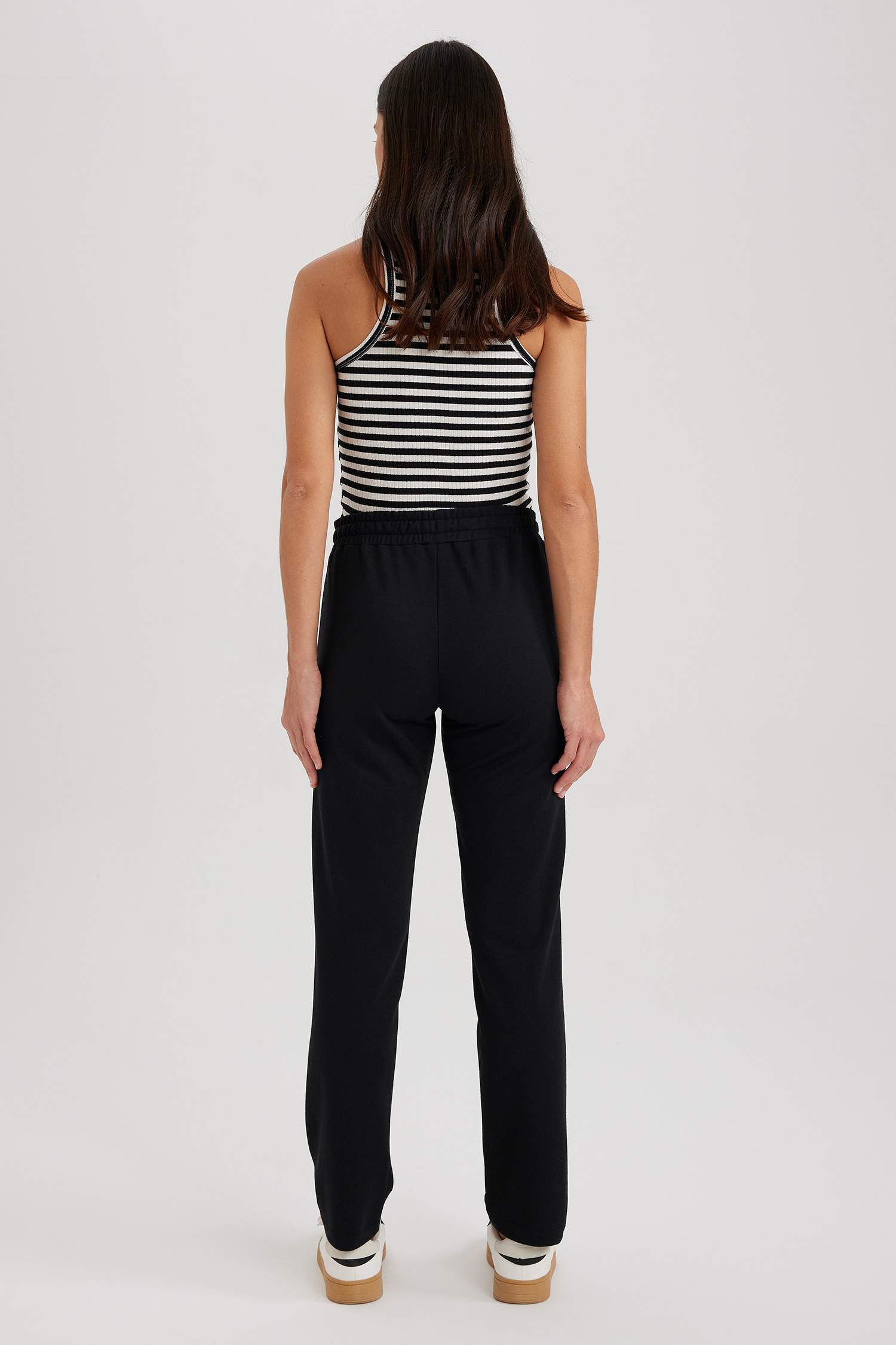 Брюки стандартного кроя базовый из тонкой ткани для женщин