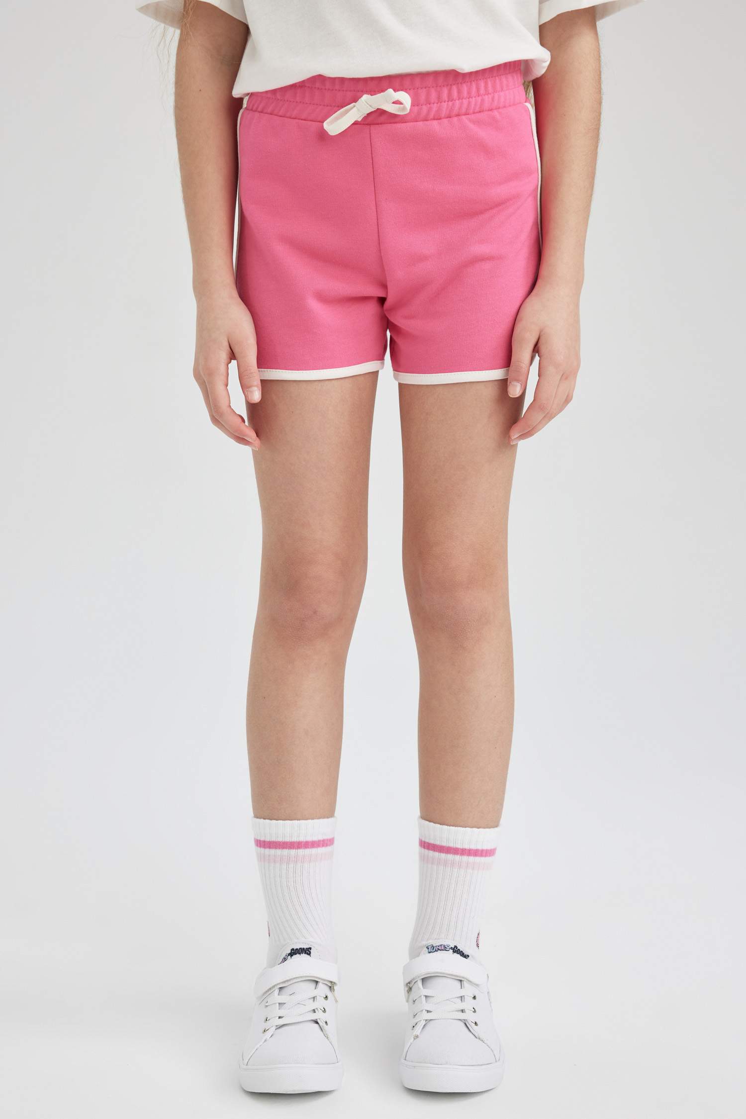 شورت بناتي قماش رقيق