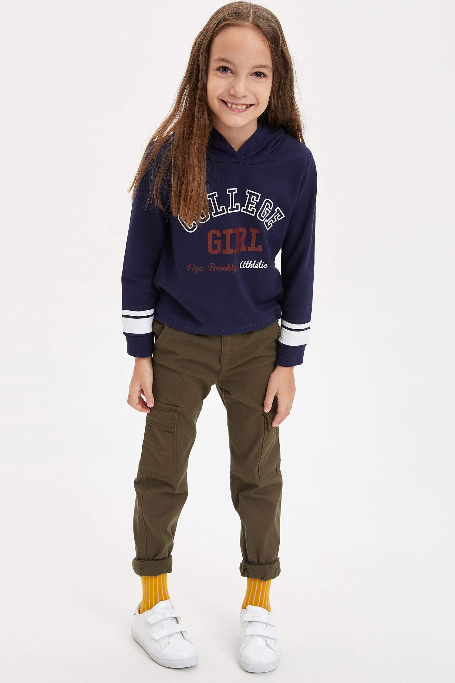 Defacto Baskılı Kapüşonlu Sweatshirt. 2