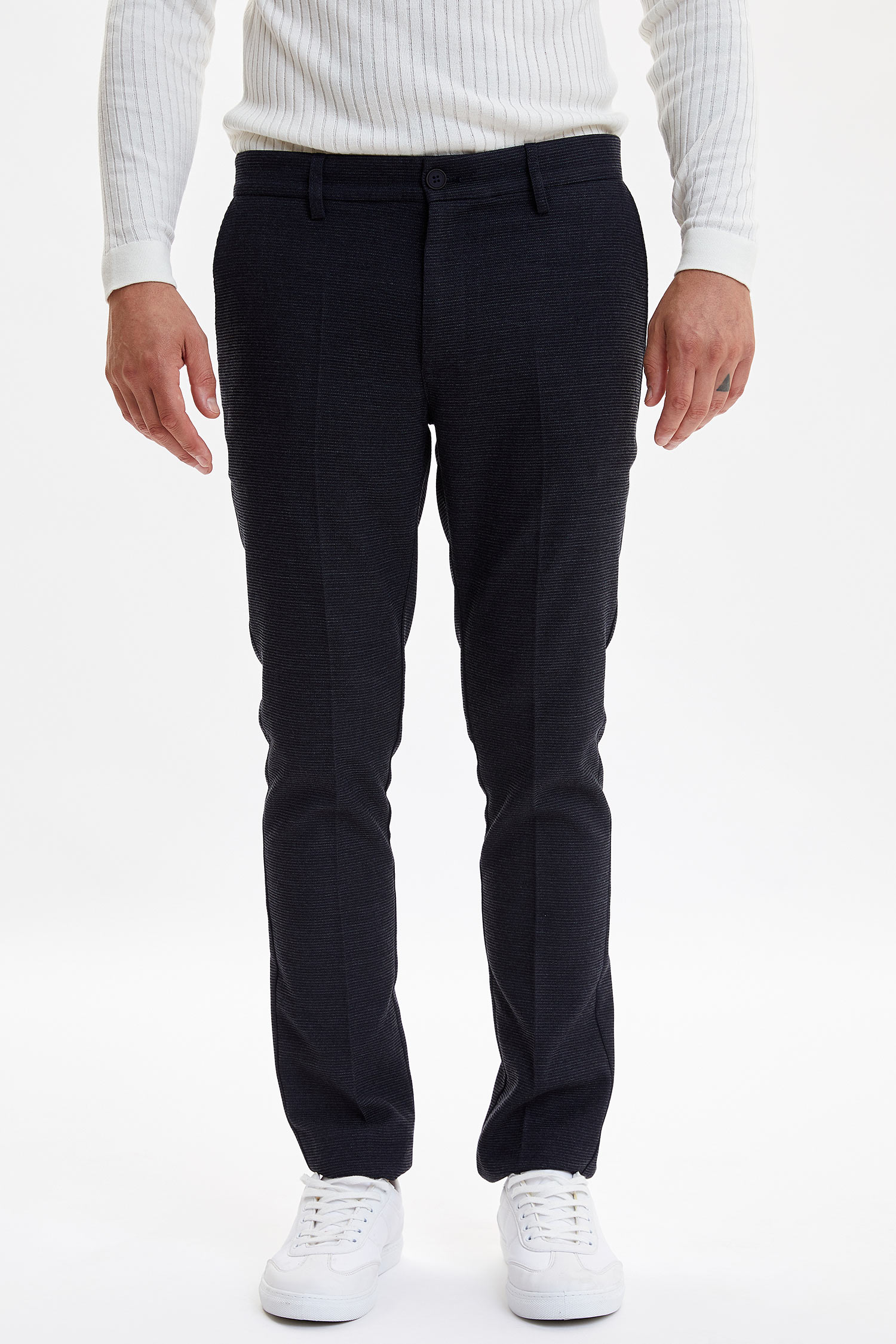 Defacto Modern Slim Fit Pantolon. 1