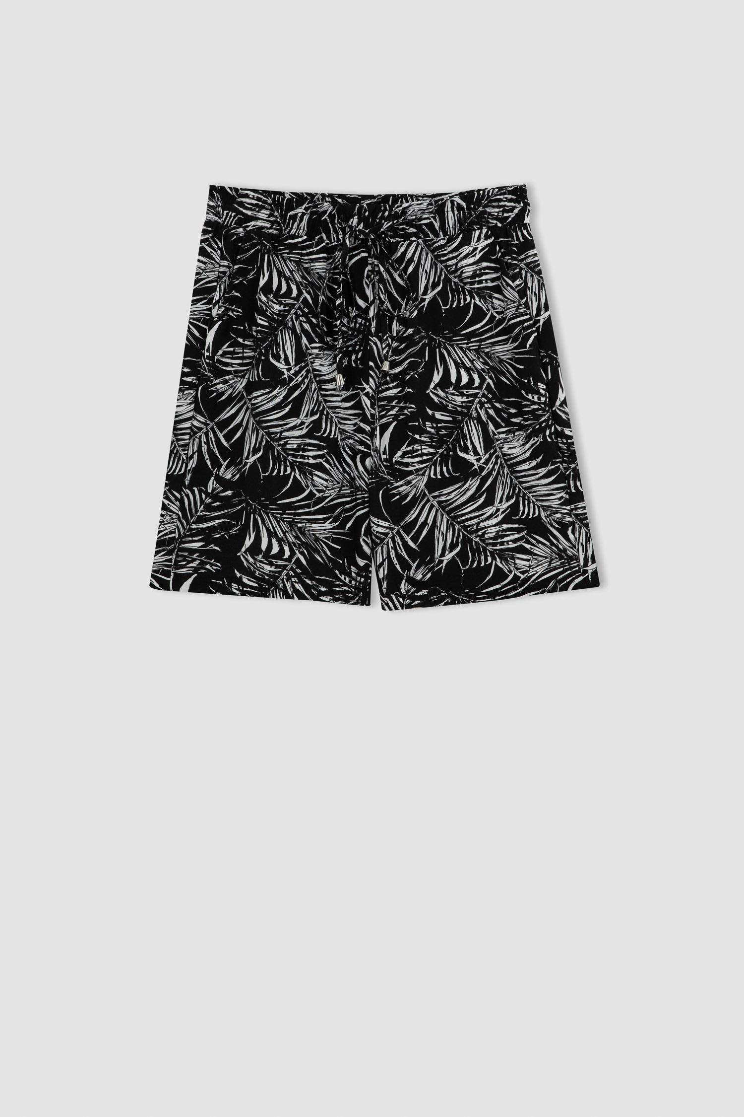 شورت وايد ليج بجيب وخصر عالي