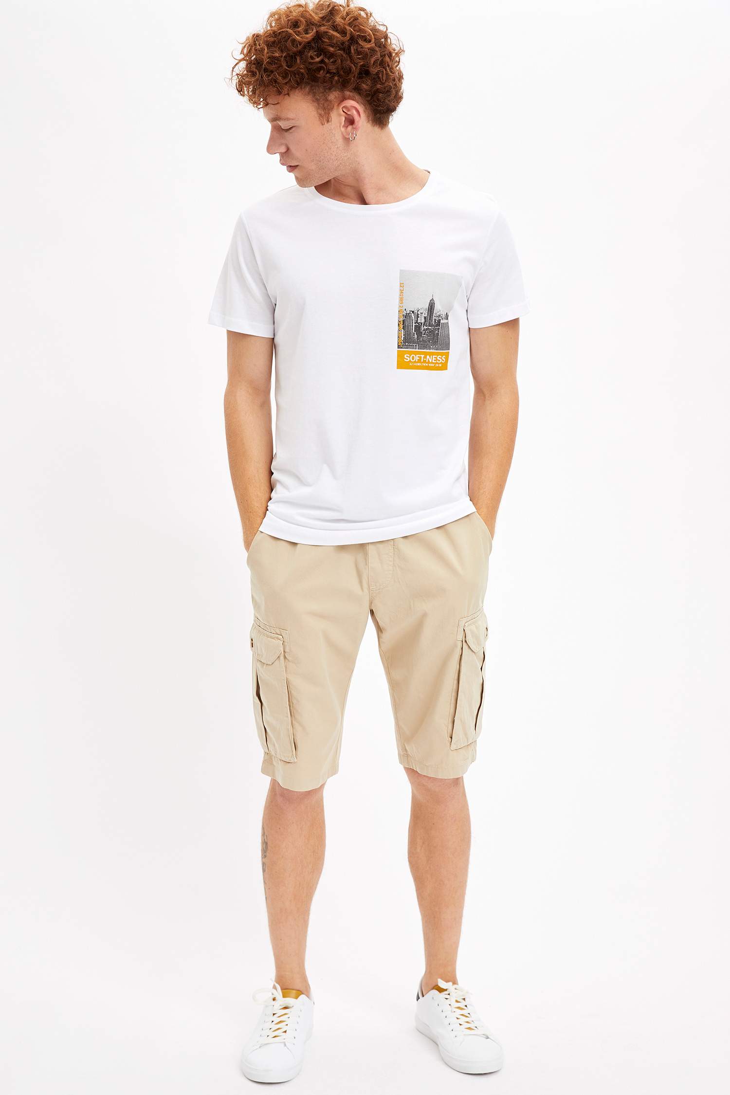 Defacto Slim Fit Baskılı T-shirt. 3