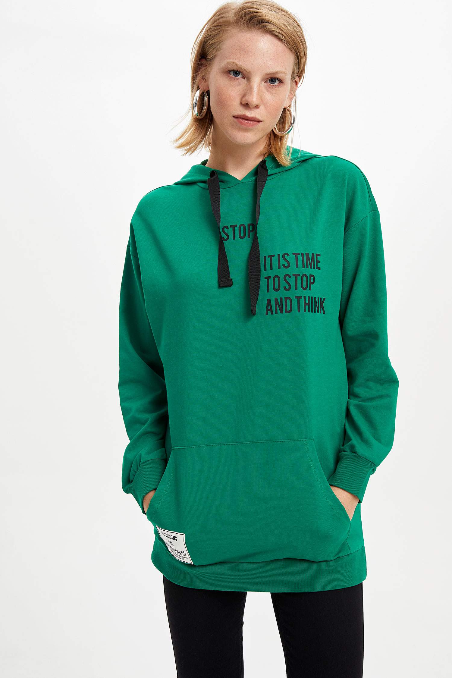 Defacto Kapüşonlu Yazı Baskılı Sweatshirt. 1