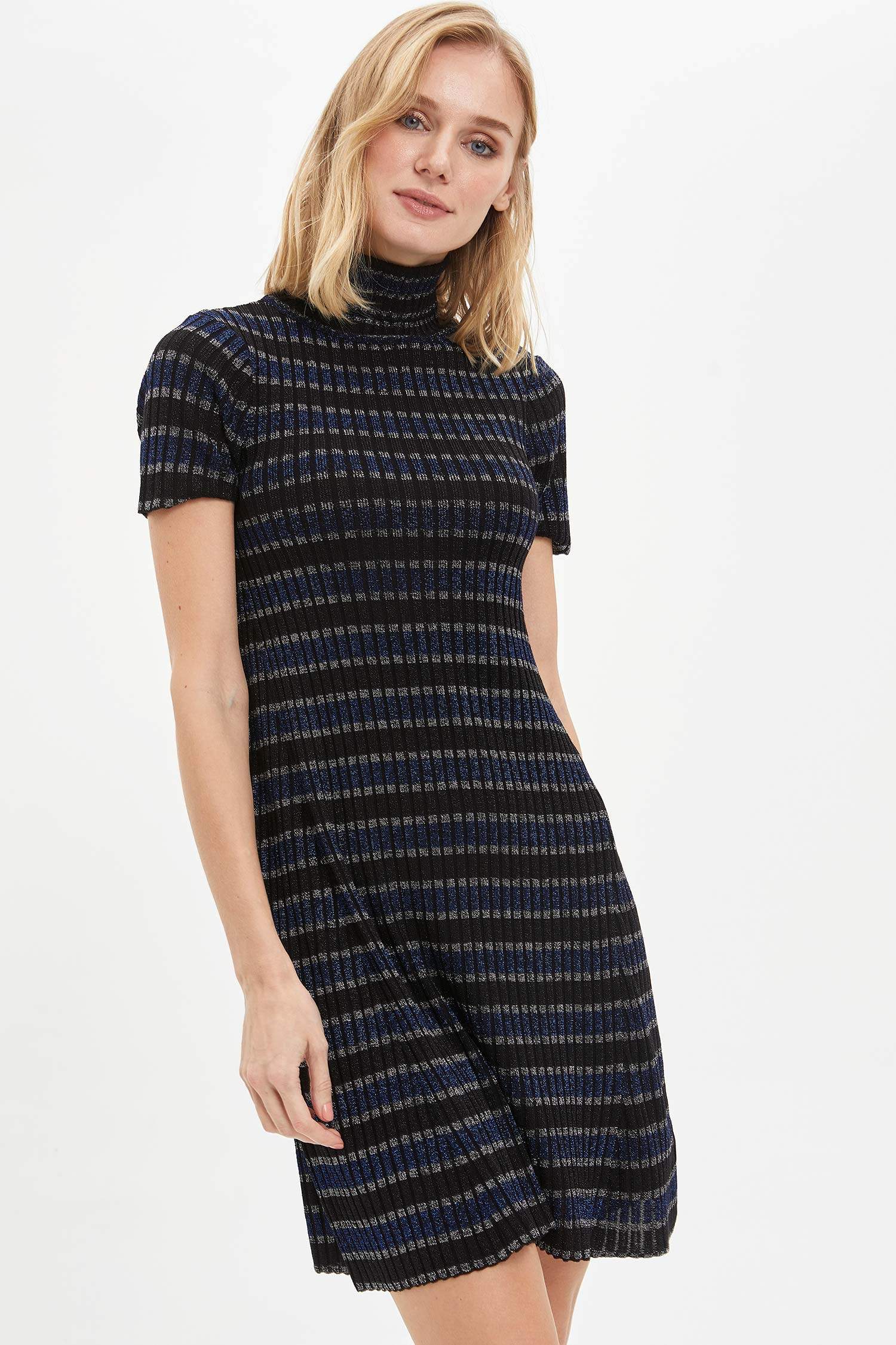 Defacto Triko Elbise. 1