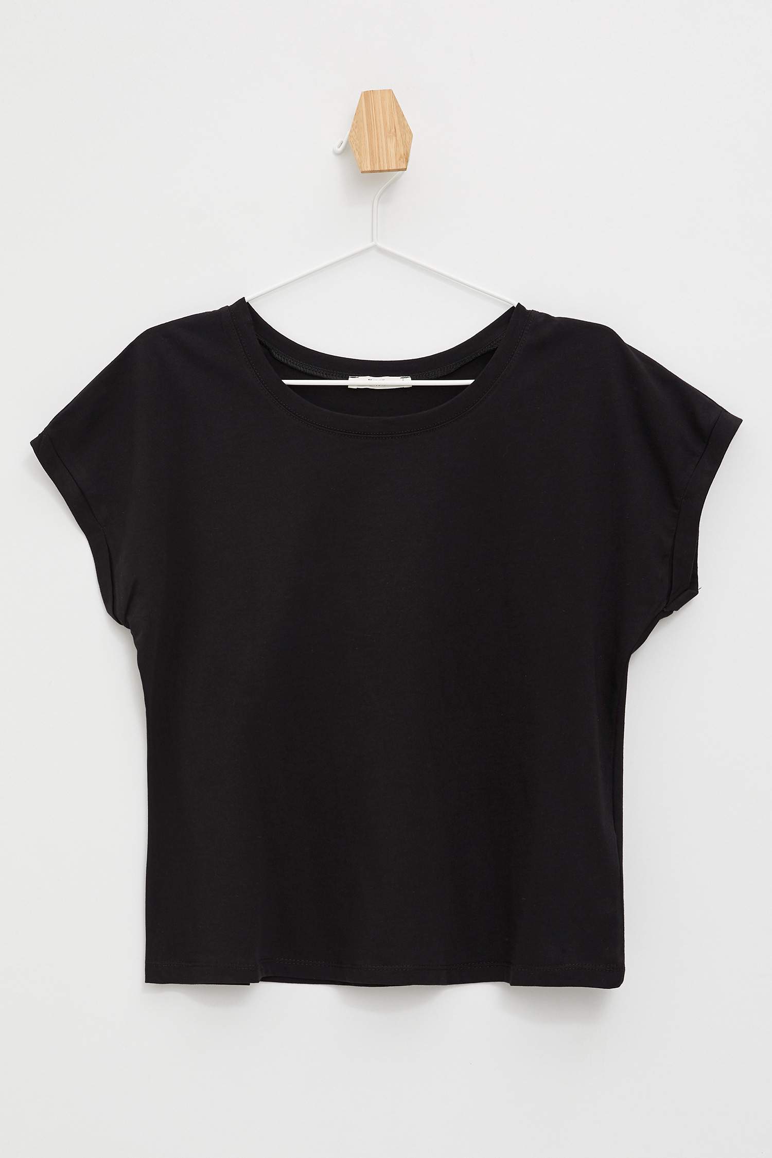 Defacto Kısa Kollu T-Shirt. 1