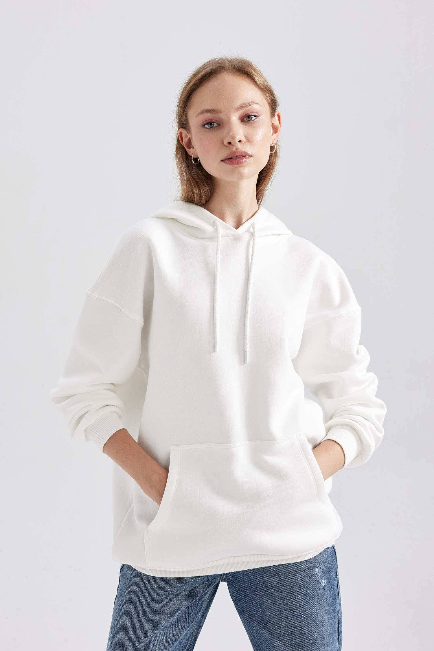 Oversize Fit Long Sleeve Sweatshirt