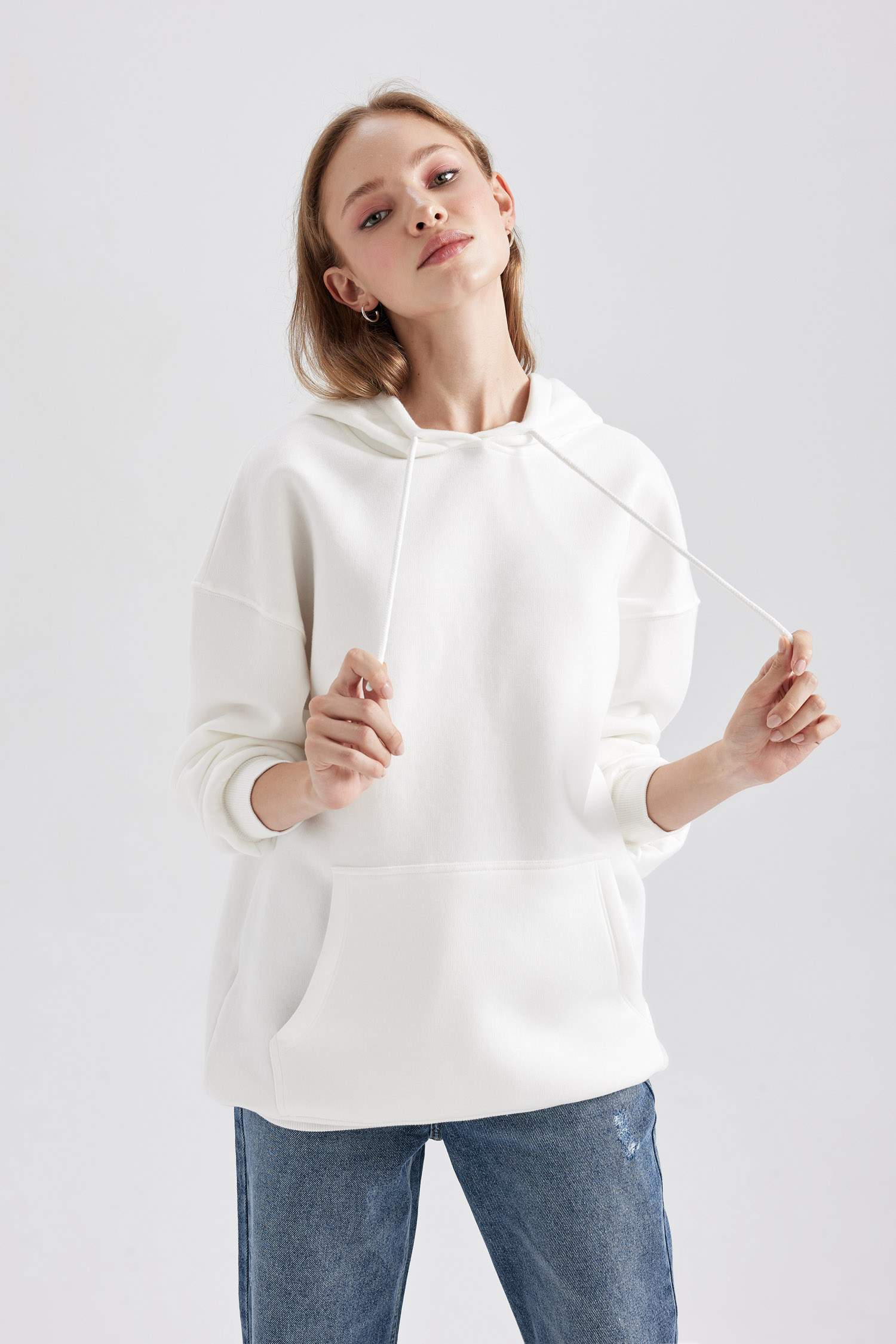 Oversize Fit Long Sleeve Sweatshirt