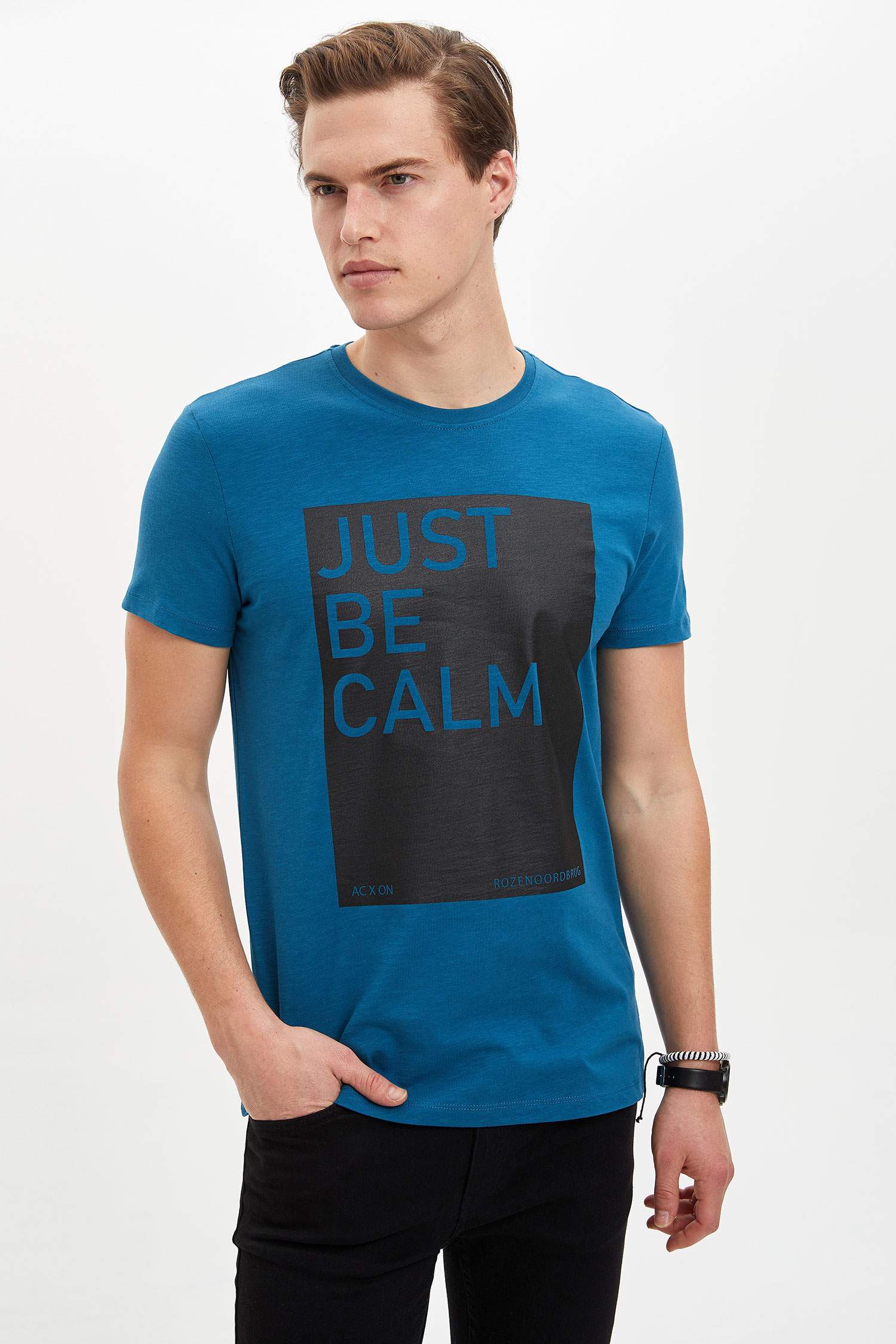 Defacto Baskılı Slim Fit T-shirt. 1