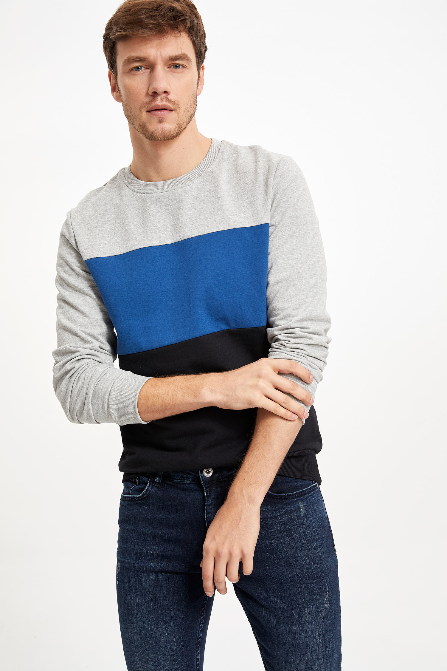 Defacto Renk Bloklu Slim Fit Sweatshirt. 3
