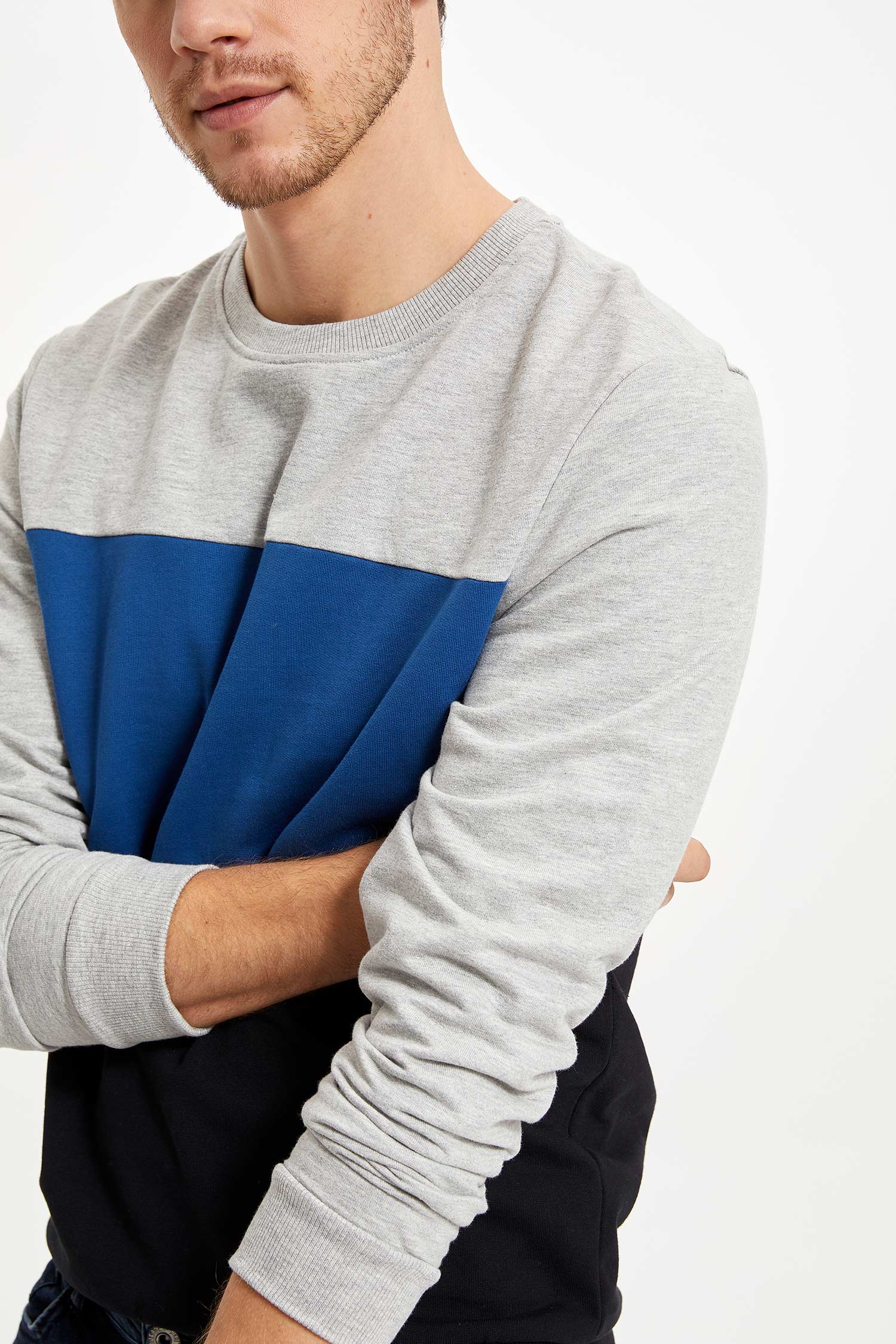 Defacto Renk Bloklu Slim Fit Sweatshirt. 4