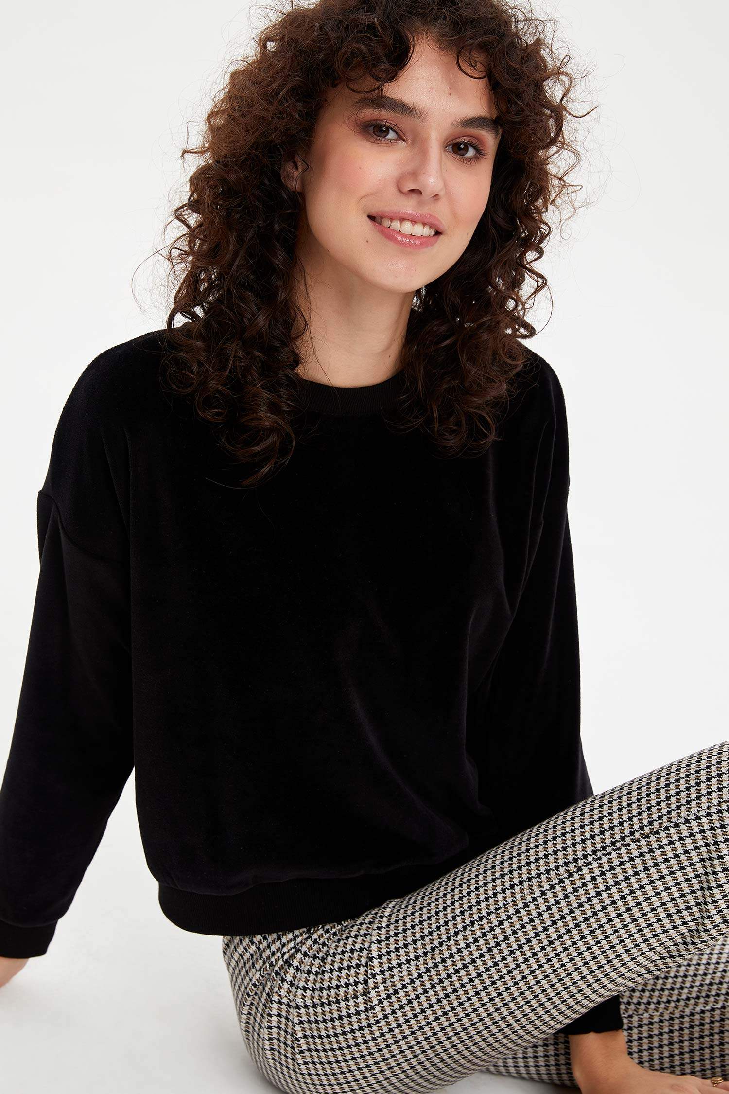 Defacto Bisiklet Yaka Sweatshirt. 1