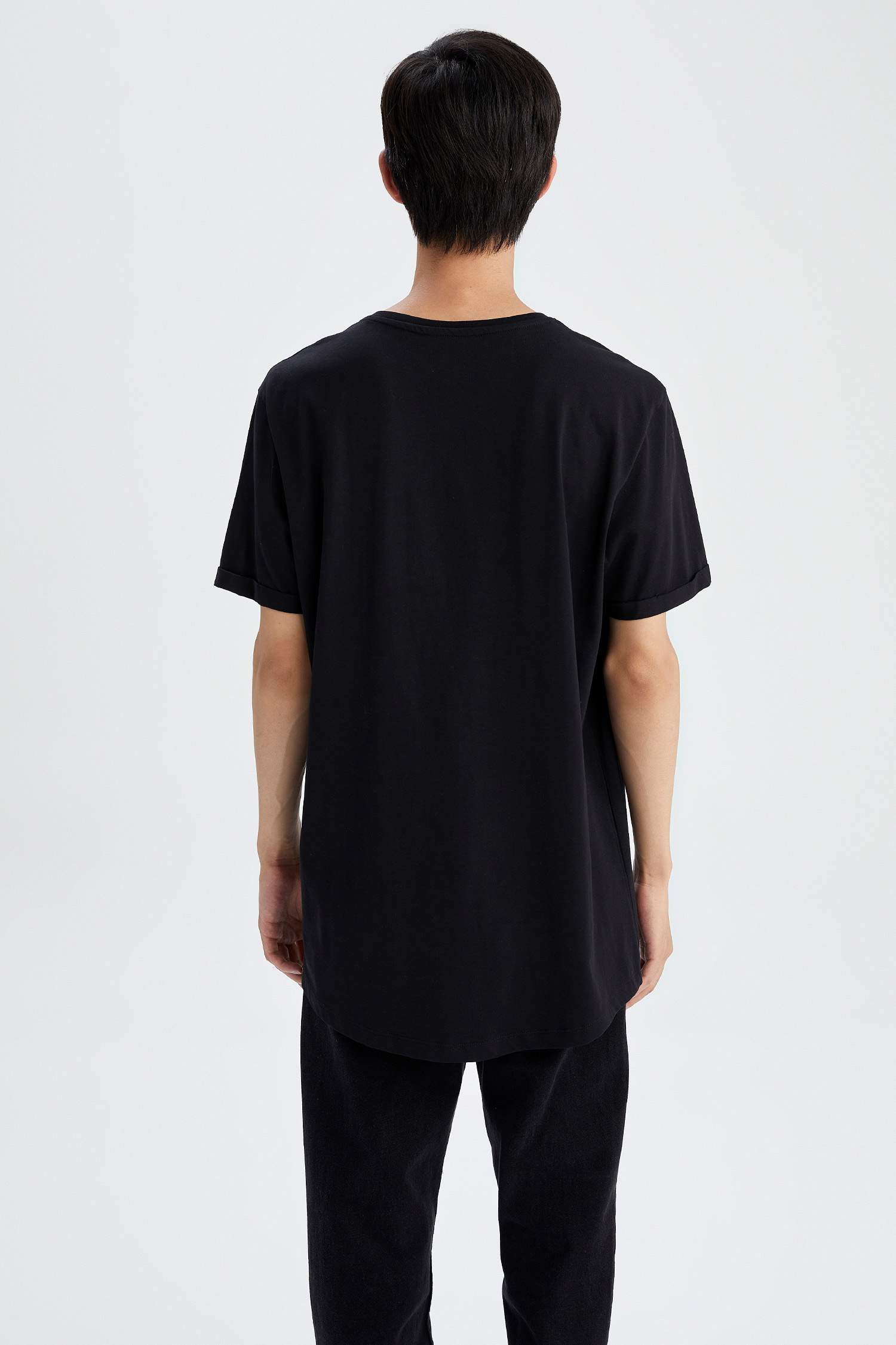 дөңгелек жаға Қысқа жеңді футболка