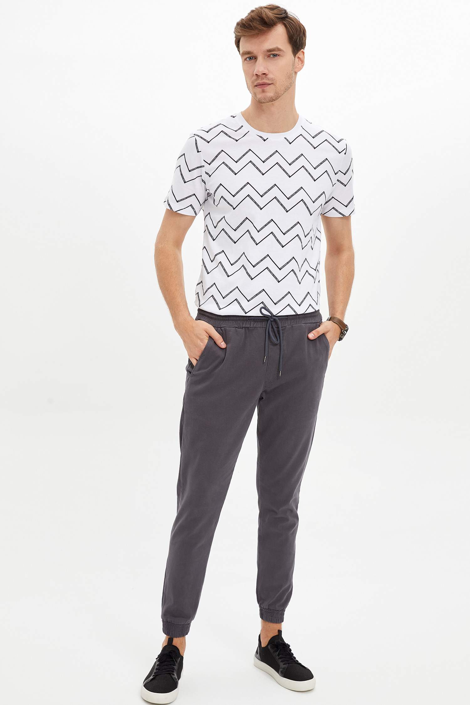Defacto Jogger Pantolon. 1