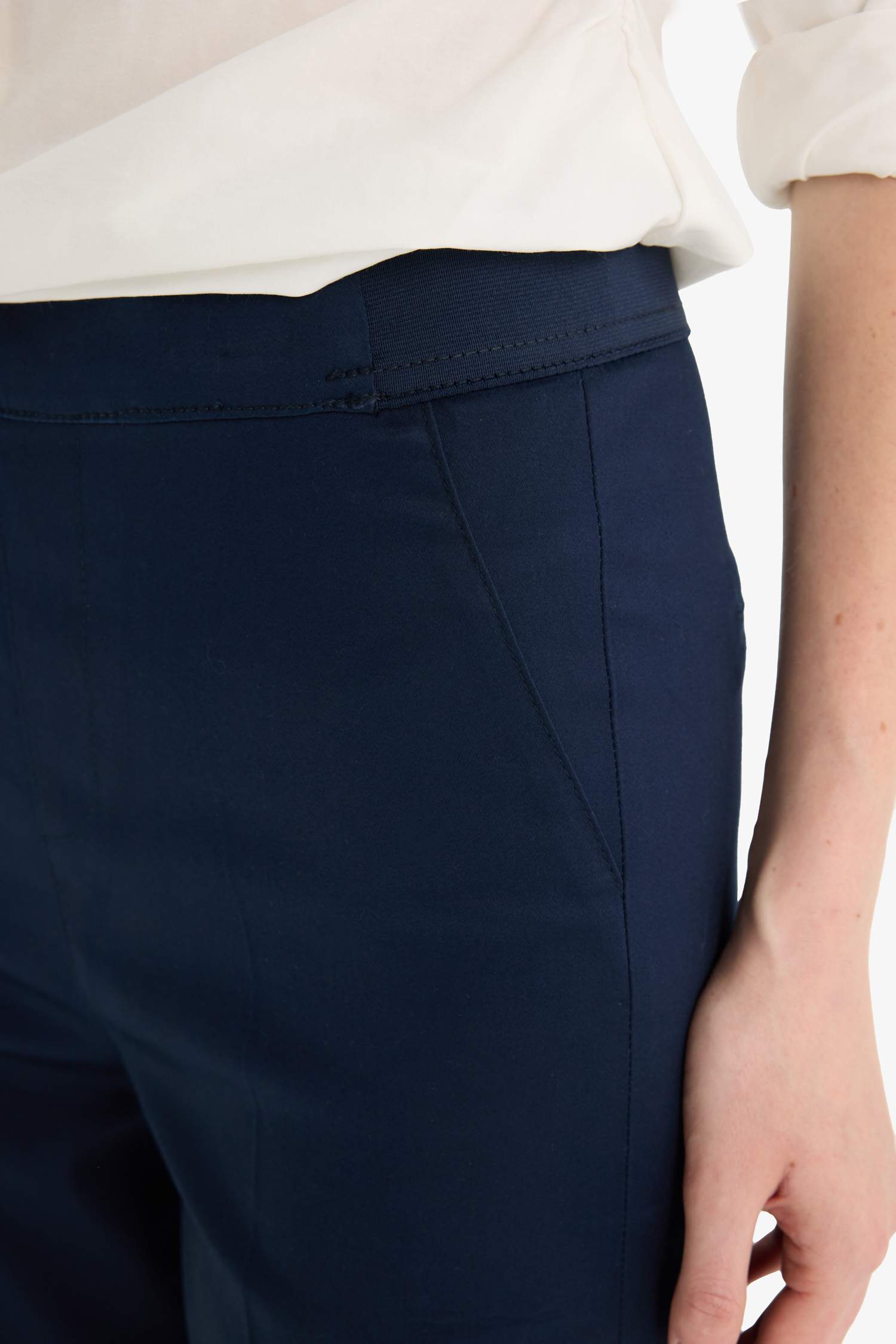 Cigarette Fit Super Skinny Hem Satin Trousers