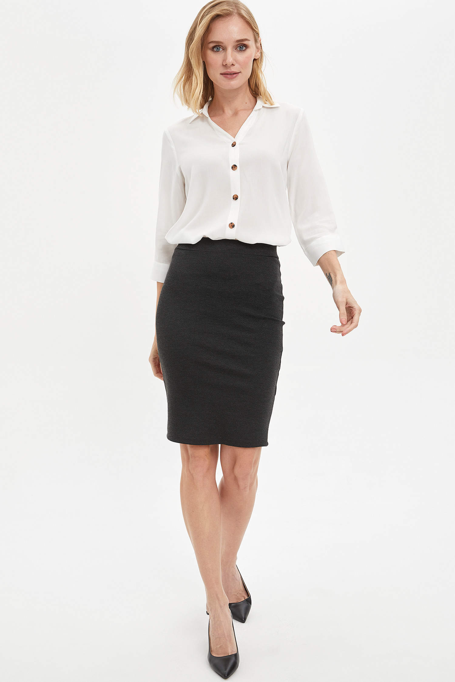 Ecru WOMAN Basic Regular Fit Long Sleeve Shirt 1225745 | DeFacto