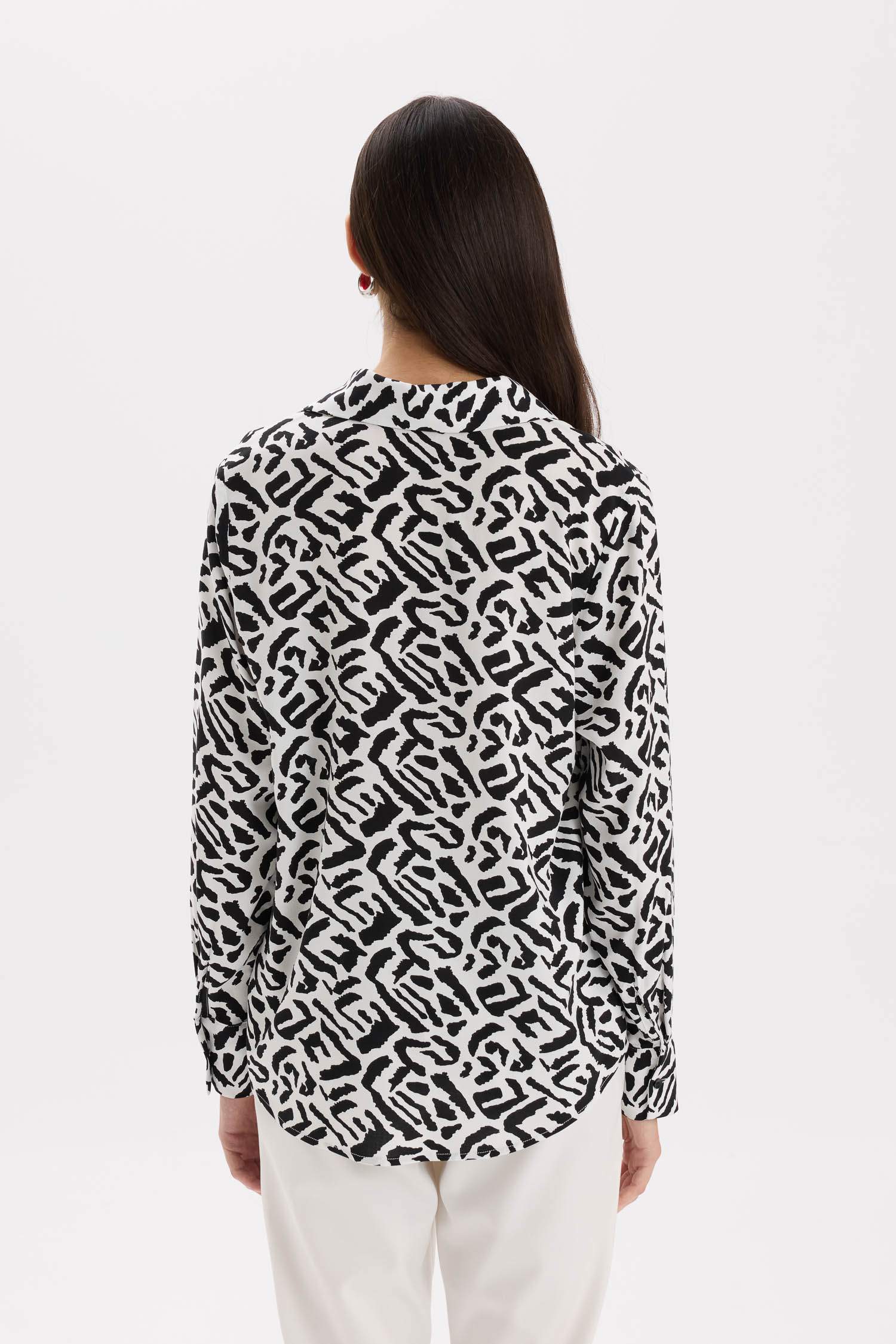 қалыпты пішім Ұзын жеңді көйлек