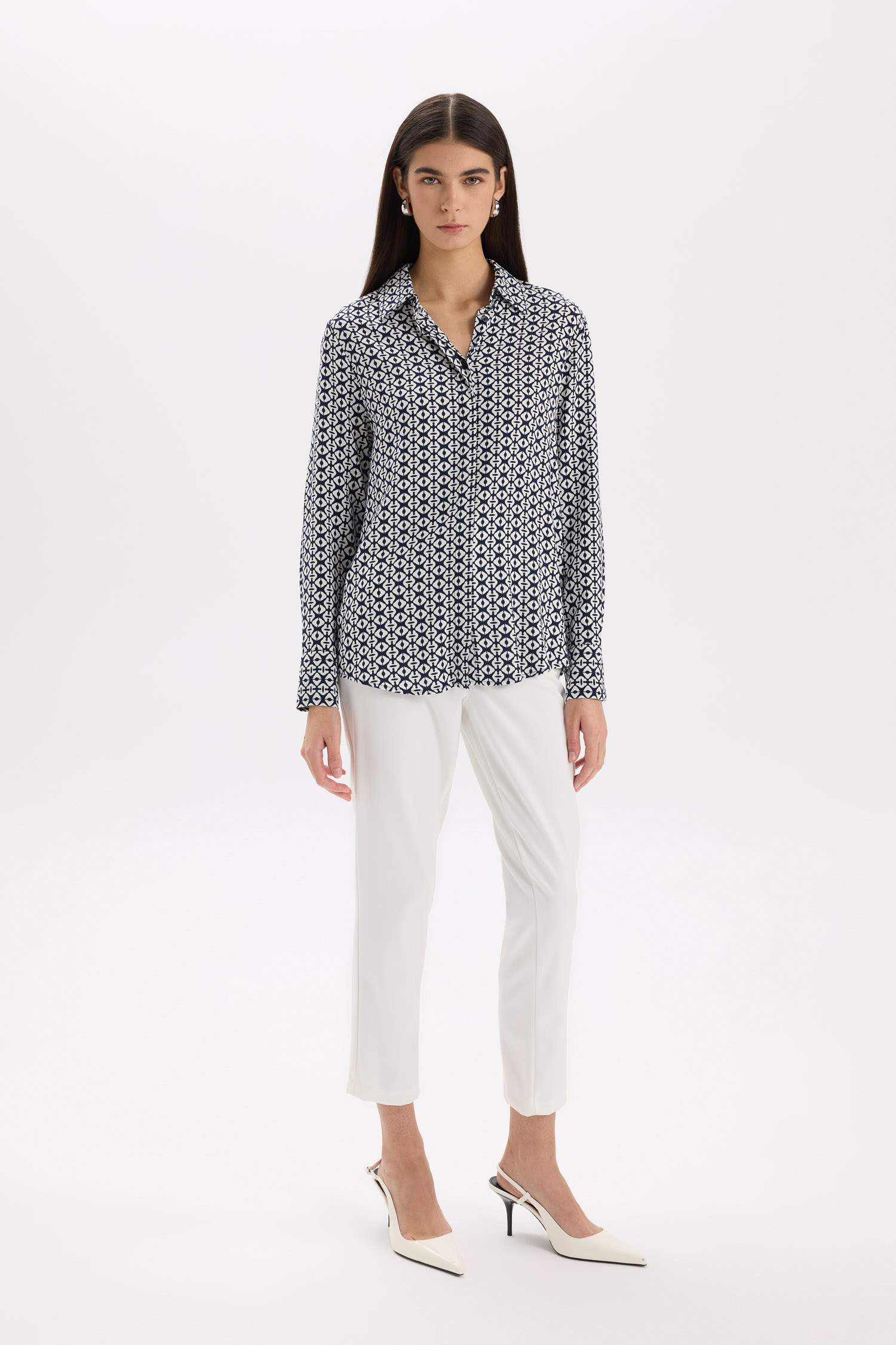 قميص كم طويل قصة عادية بياقة قميص