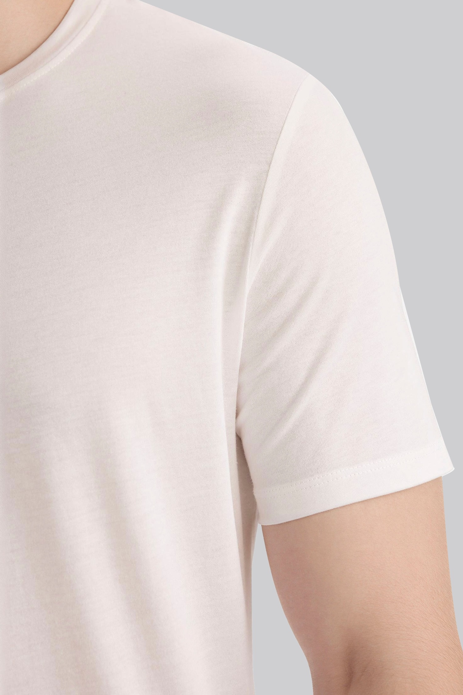 DeFacto Slim Fit Modal Pamuklu Basic Tişört görsel 4