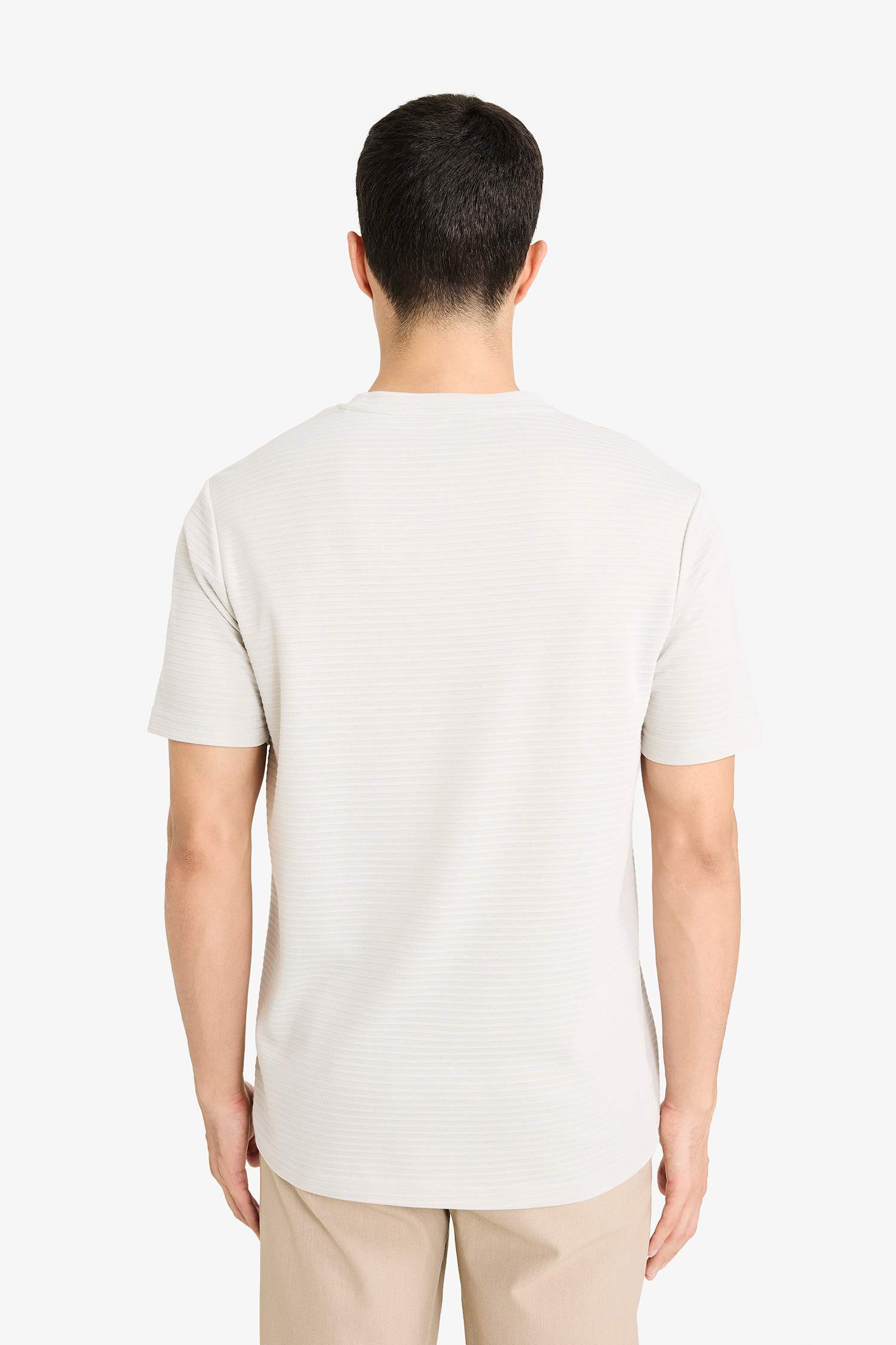 Облегающая футболка Slim Fit с круглым вырезом и коротким рукавом