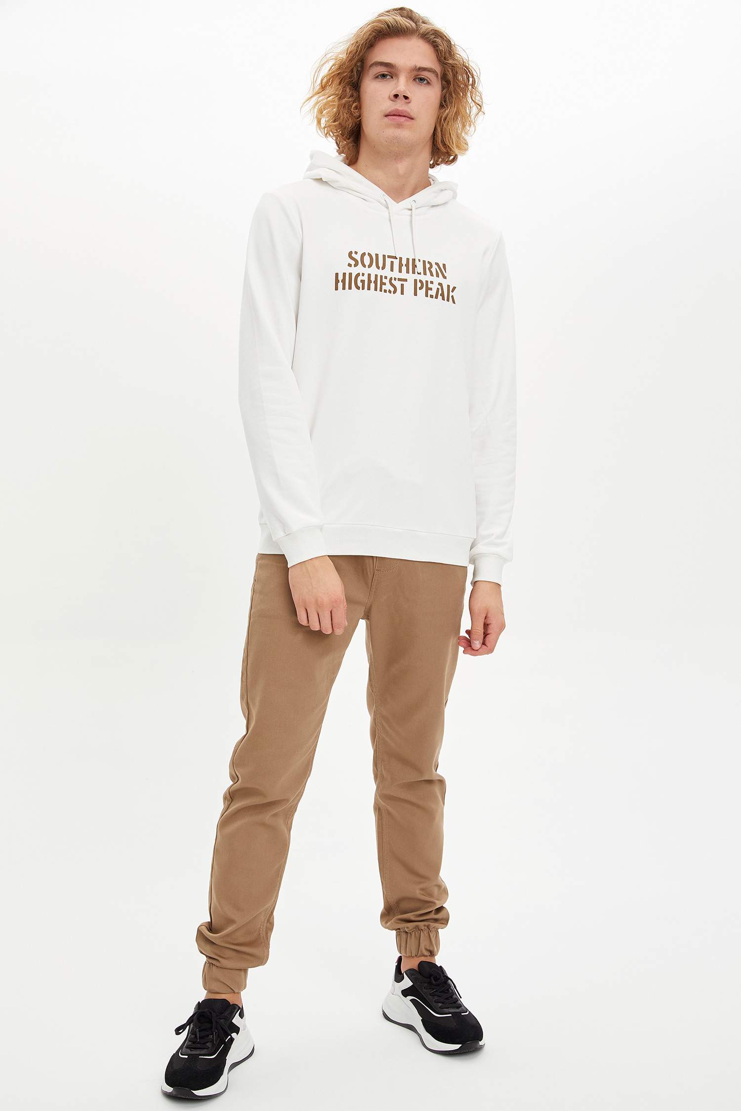 Defacto Slim Fit Kapüşonlu Yazı Baskılı Sweatshirt. 2