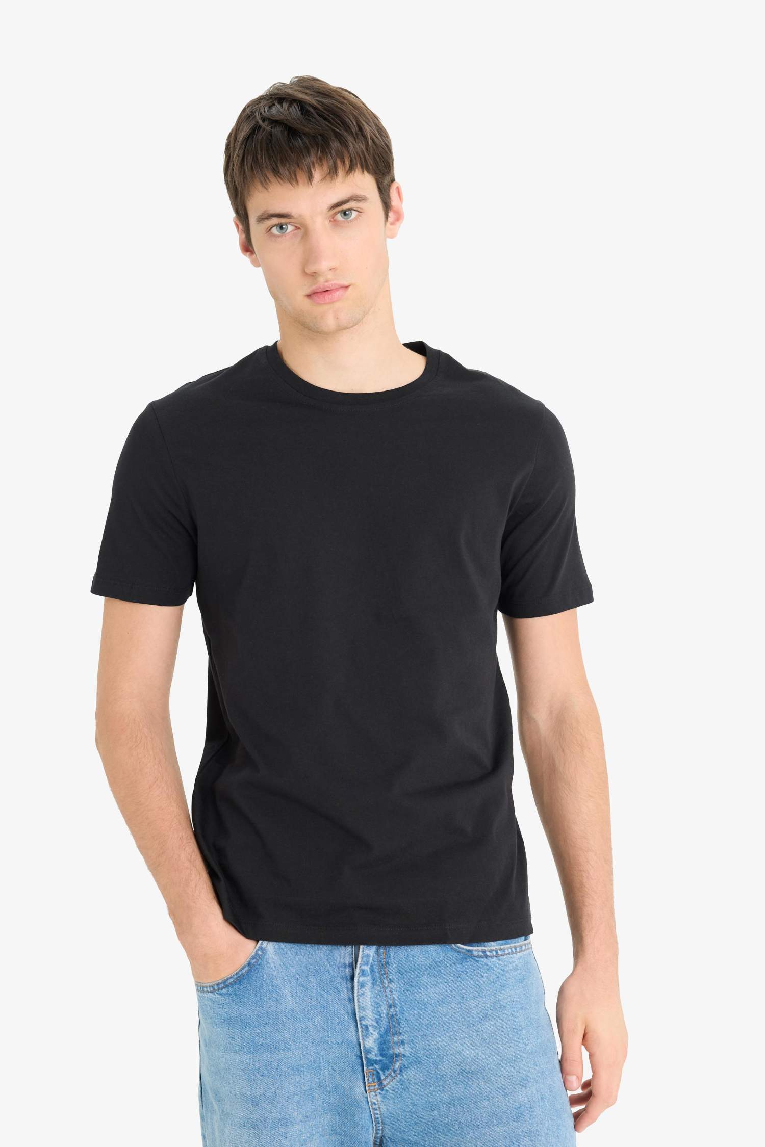 Regular Fit Crew Neck Basic T-Shirt