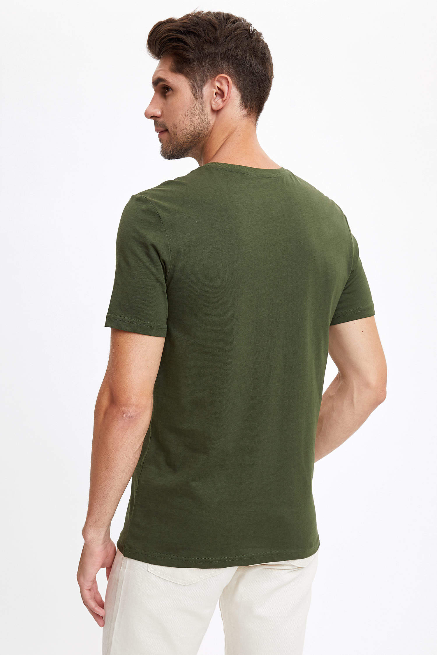 Khaki MAN Slim Fit V-Neck T-Shirt 1443801 | DeFacto
