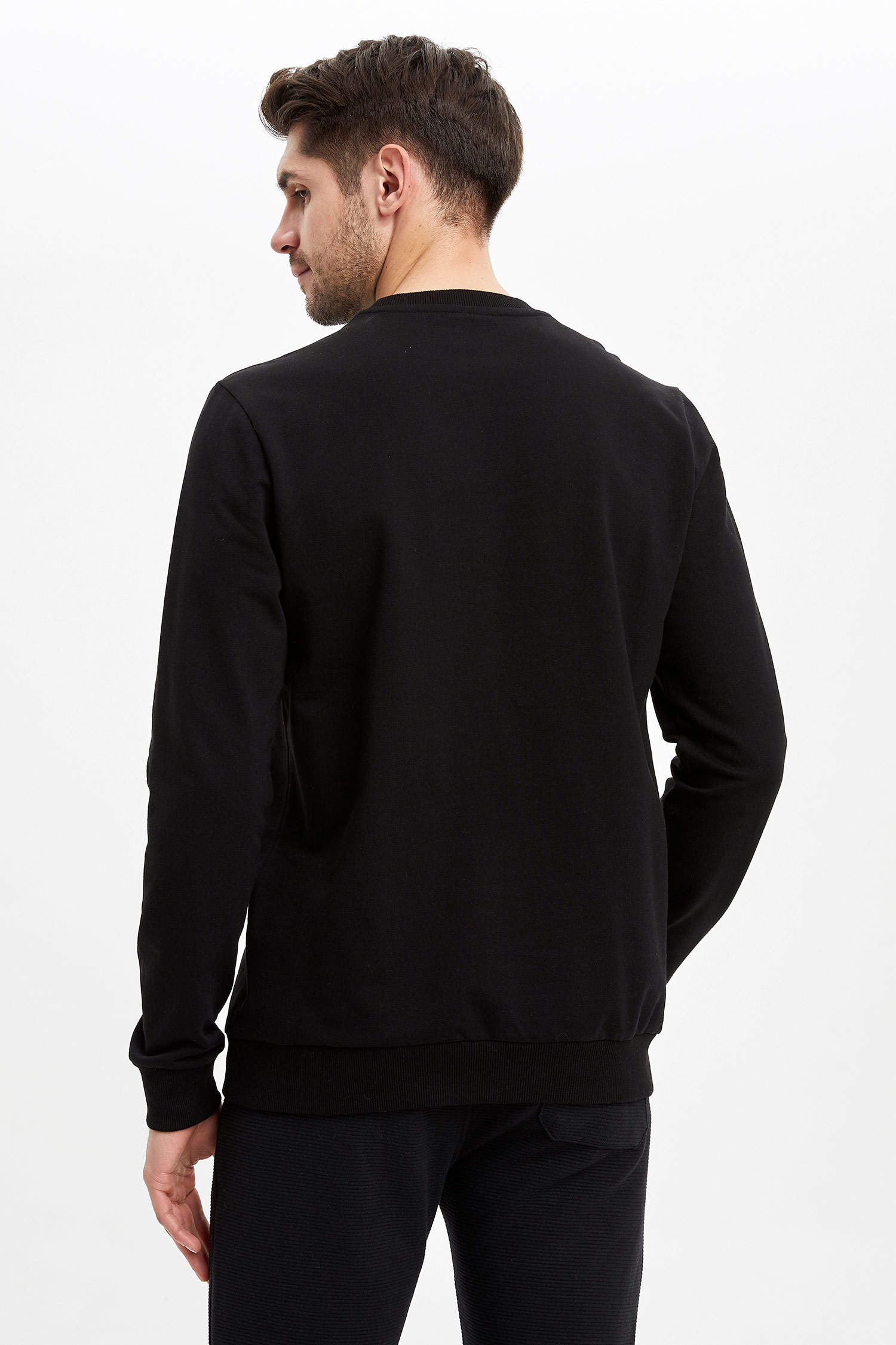 Defacto Basic Regular Fit Sweatshirt. 5