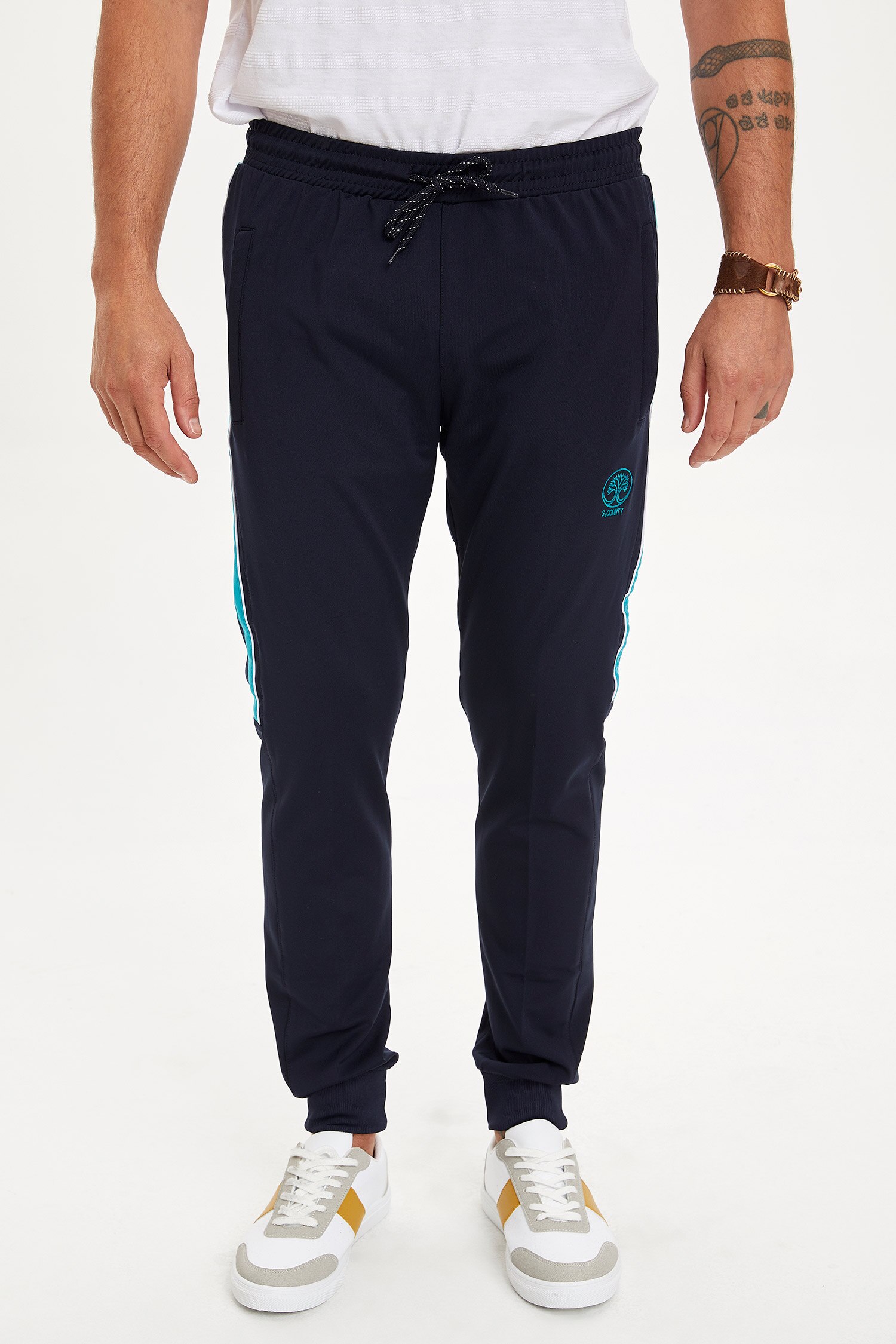 Defacto Slim Fit Şerit Detaylı Eşofman Altı. 1
