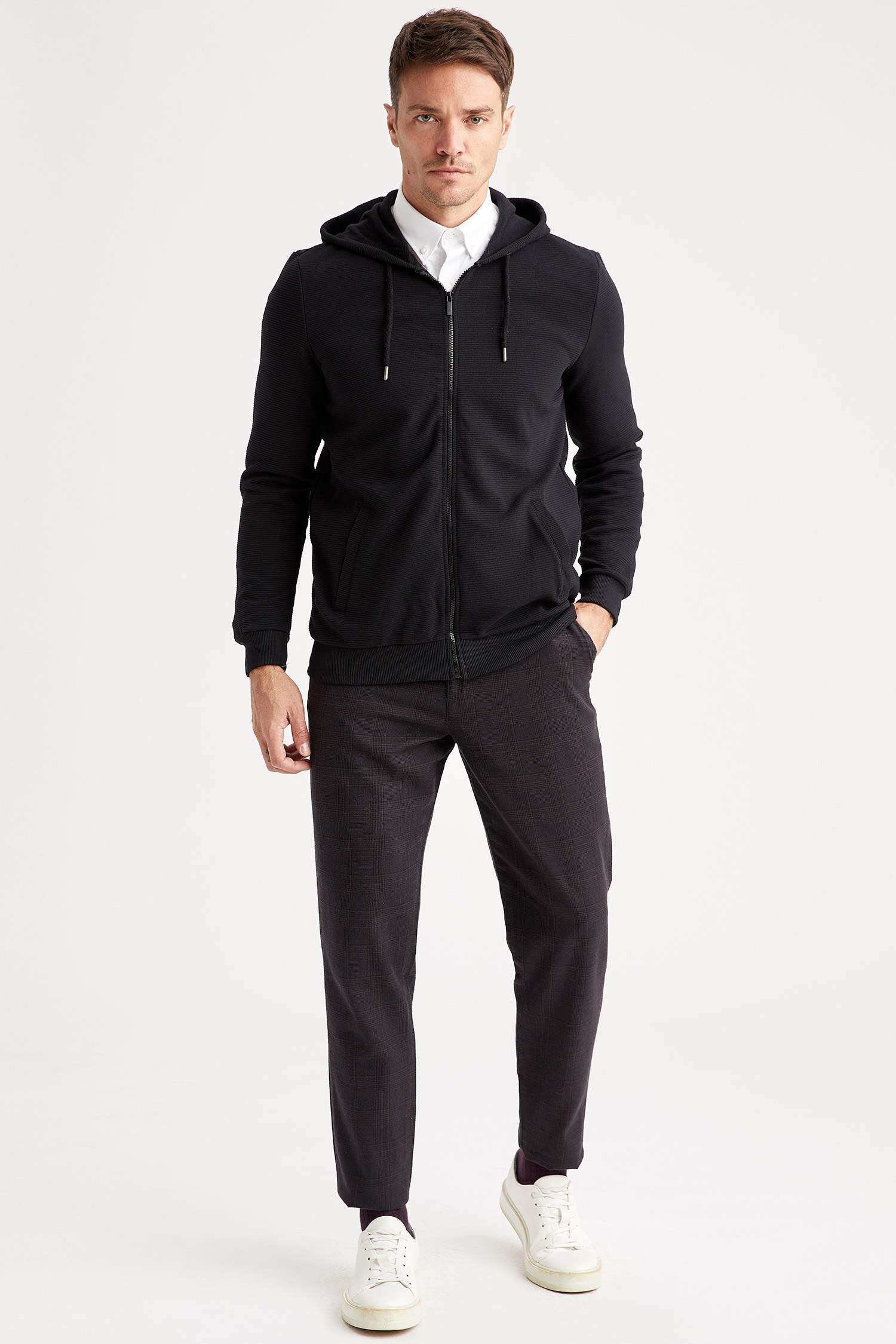 Black MAN Regular Fit Zippered Cardigan 1140654 | DeFacto