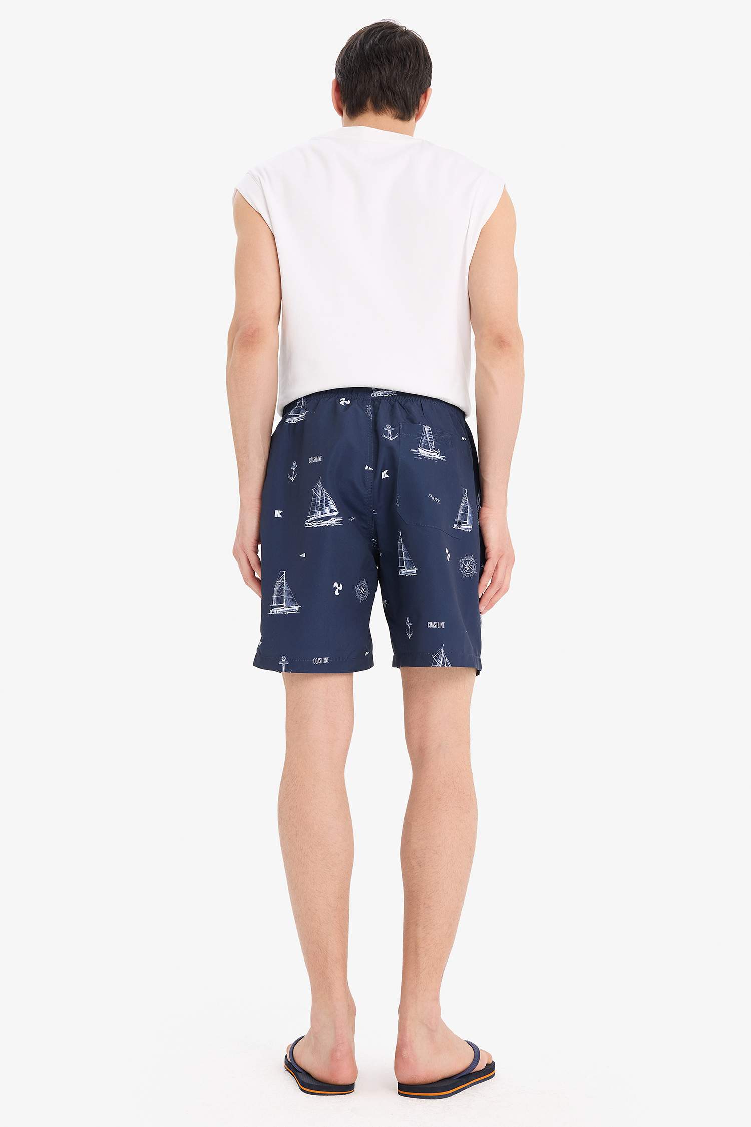 Regular Fit Desenli File Astarlı Kısa Boy Deniz Şortu