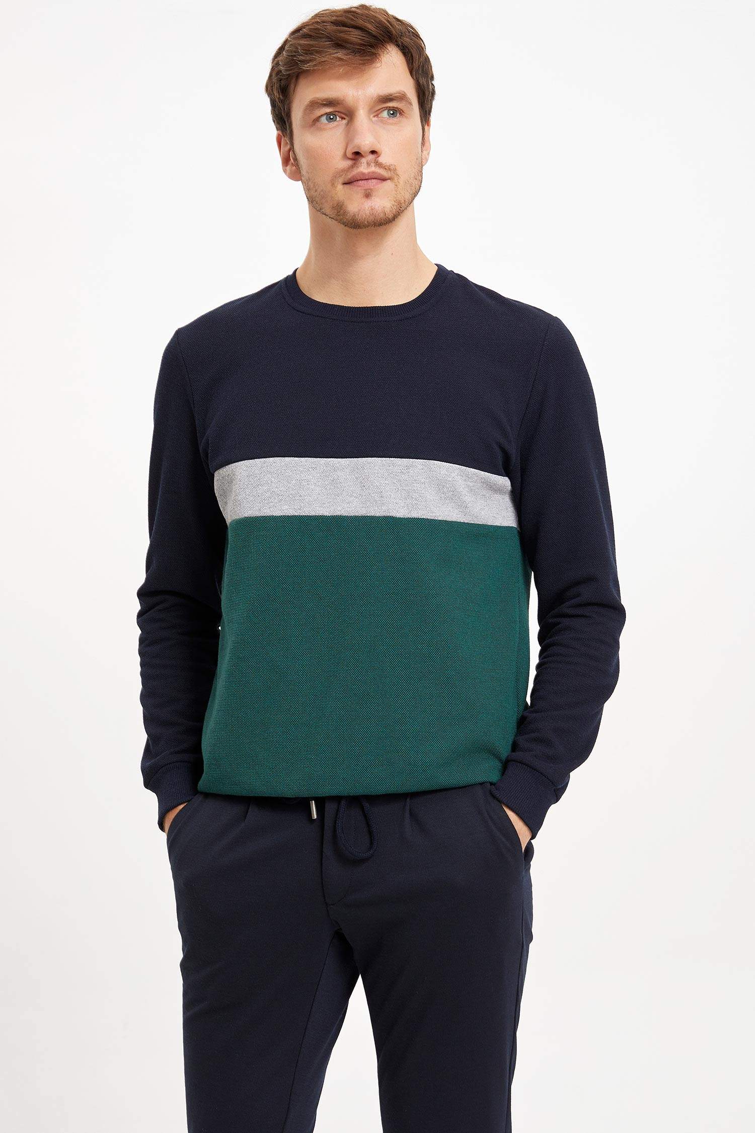 Defacto Renk Bloklu Sweatshirt. 1