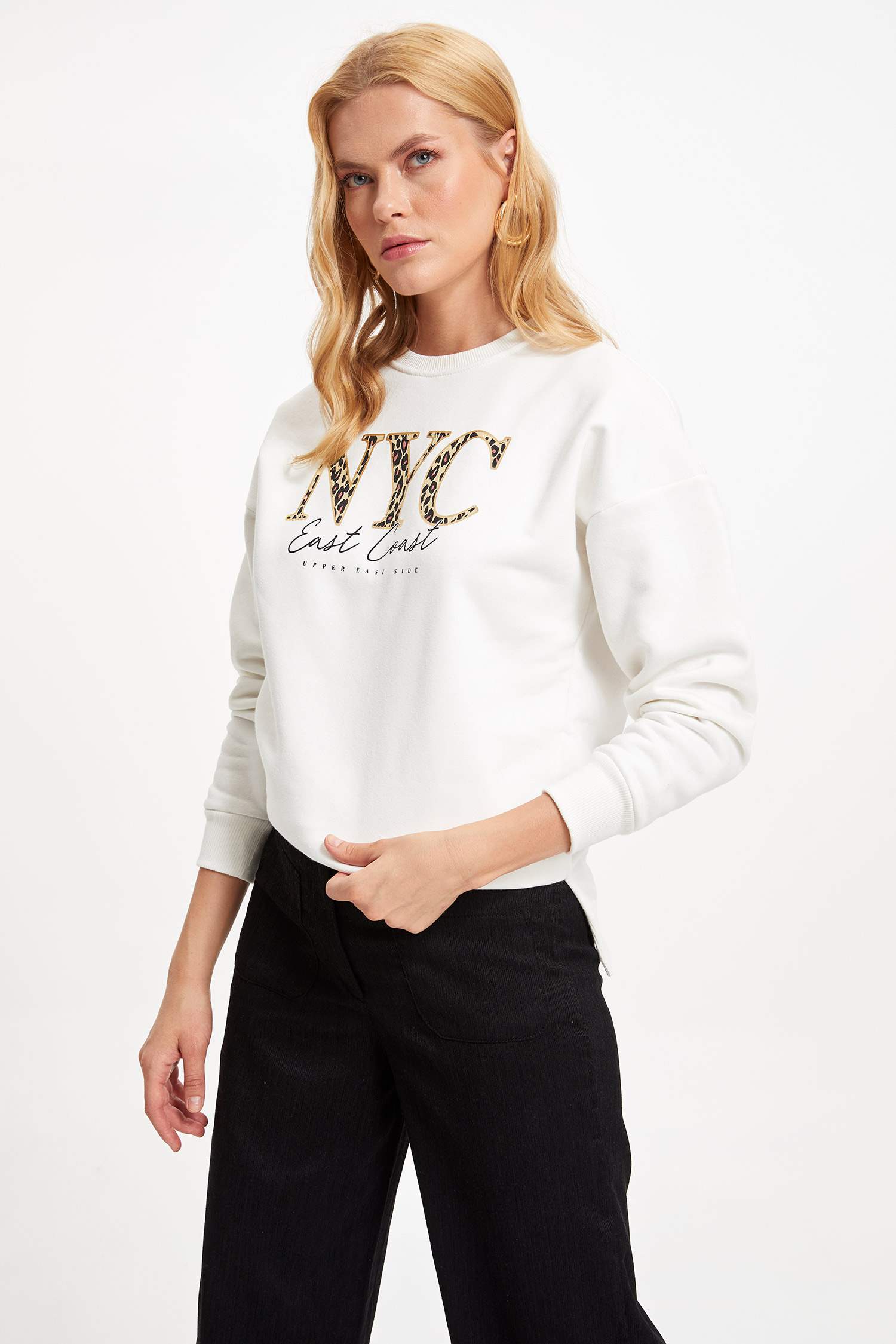 Defacto Baskılı Sweatshirt. 1
