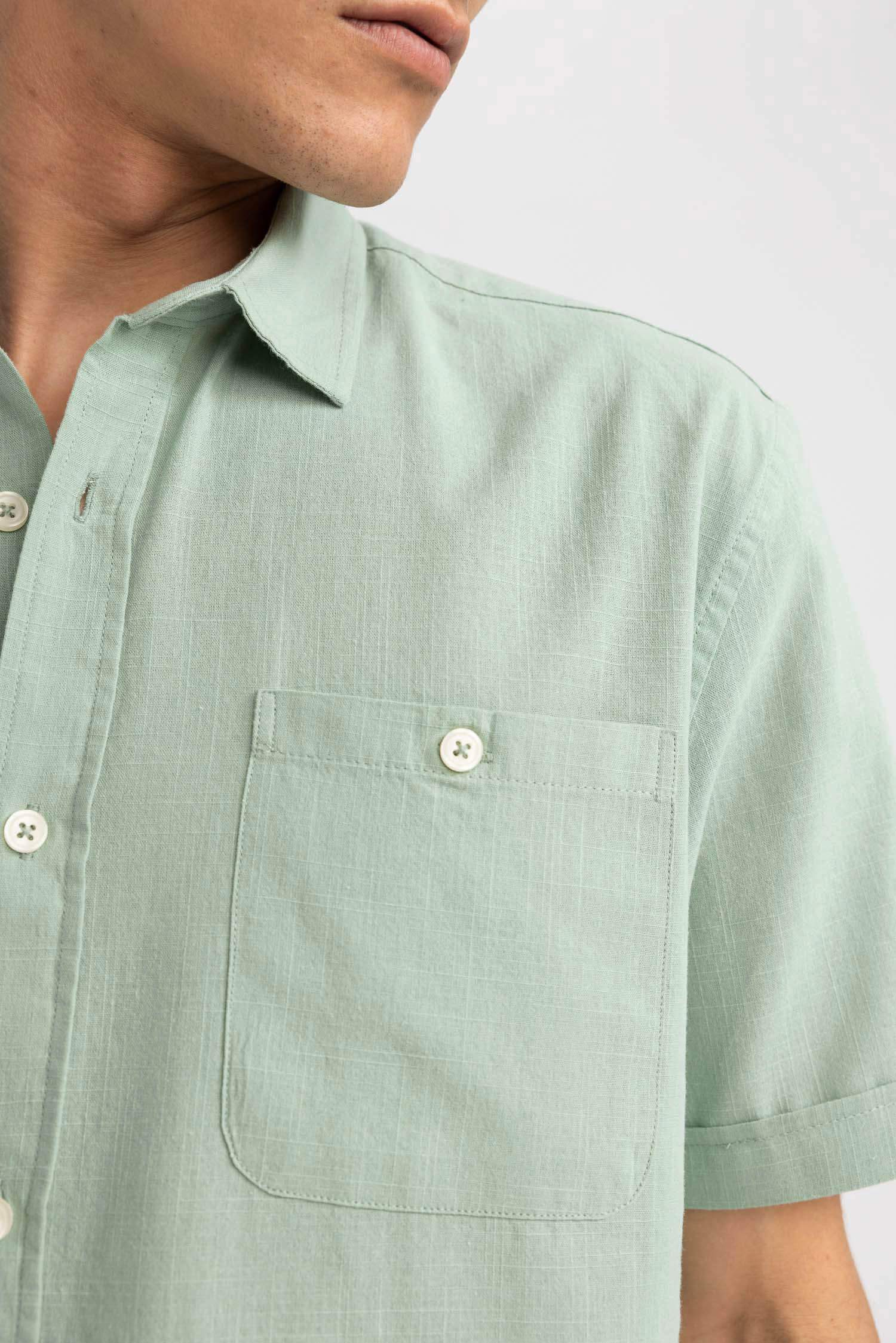 қалыпты пішім Қысқа жеңді жейде