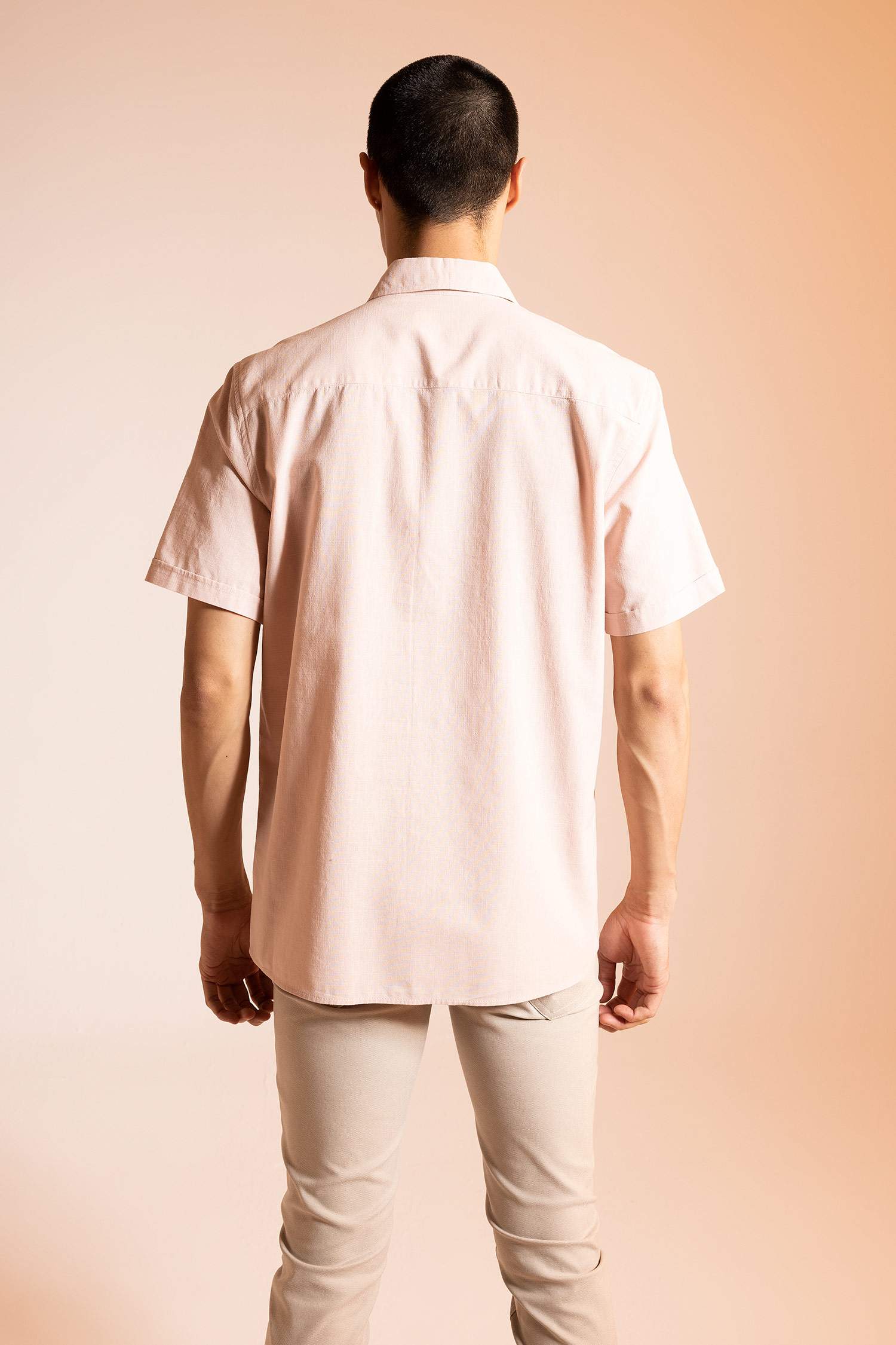 قميص بولو نص كم قصة عادية