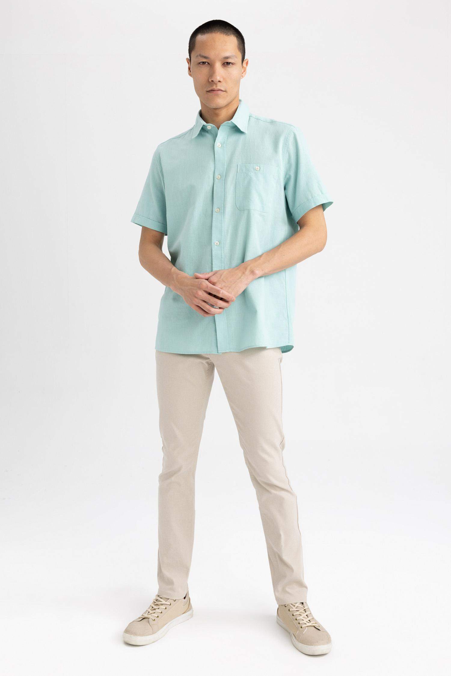 Рубашка с коротким рукавом стандартного кроя для мужчин