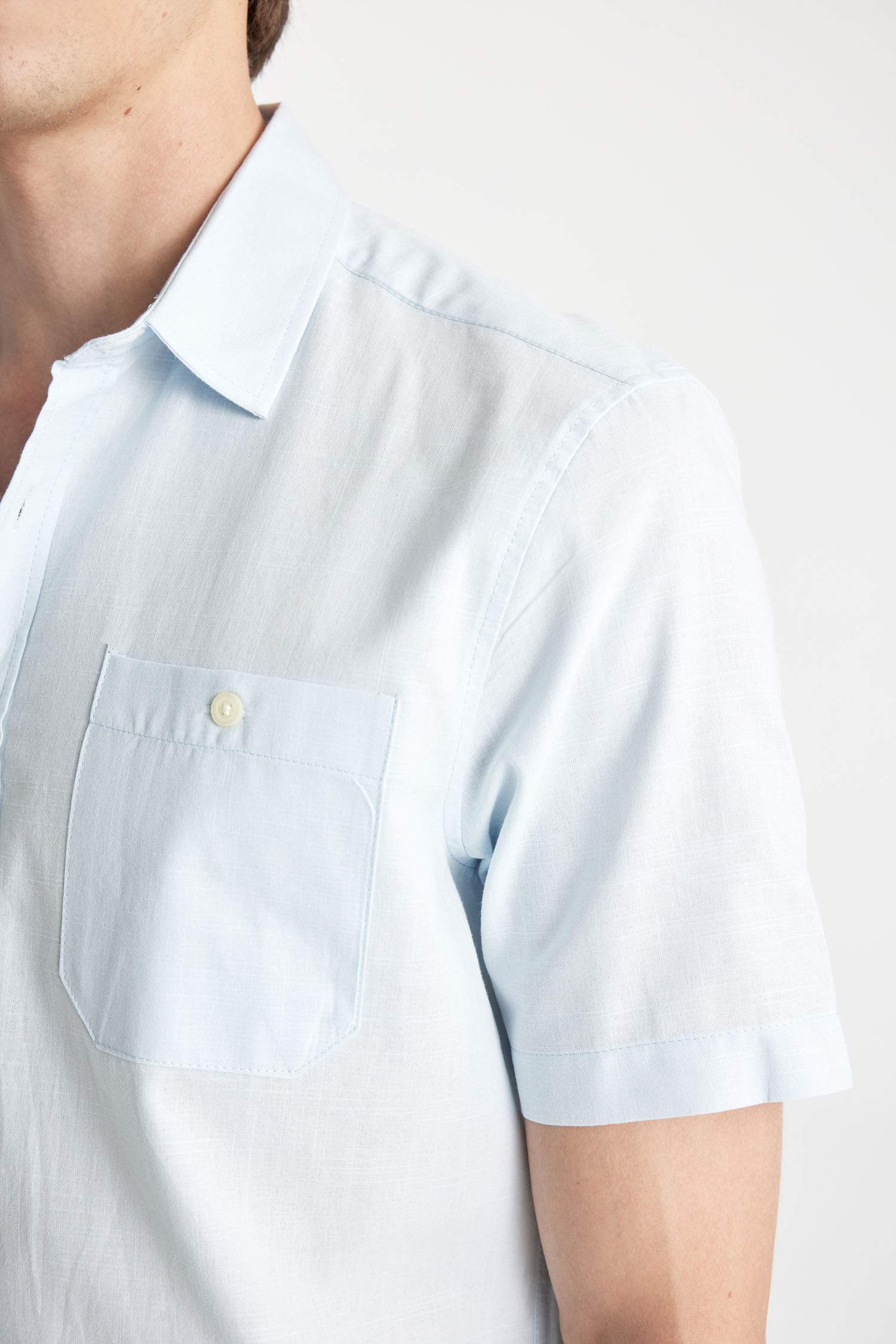 қалыпты пішім Қысқа жеңді жейде