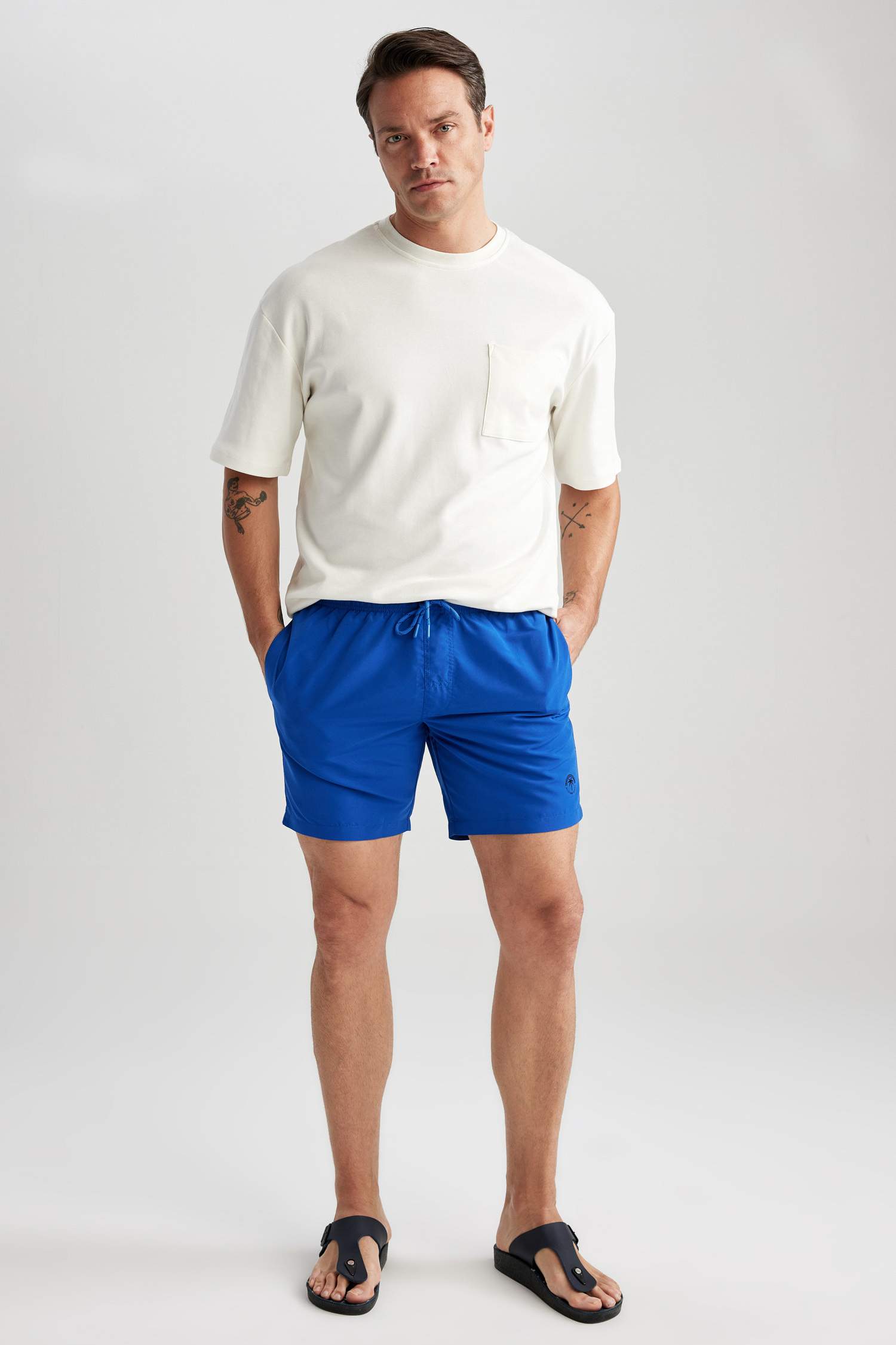 Blue MEN Regular Fit Swimming Short 2767208 | DeFacto