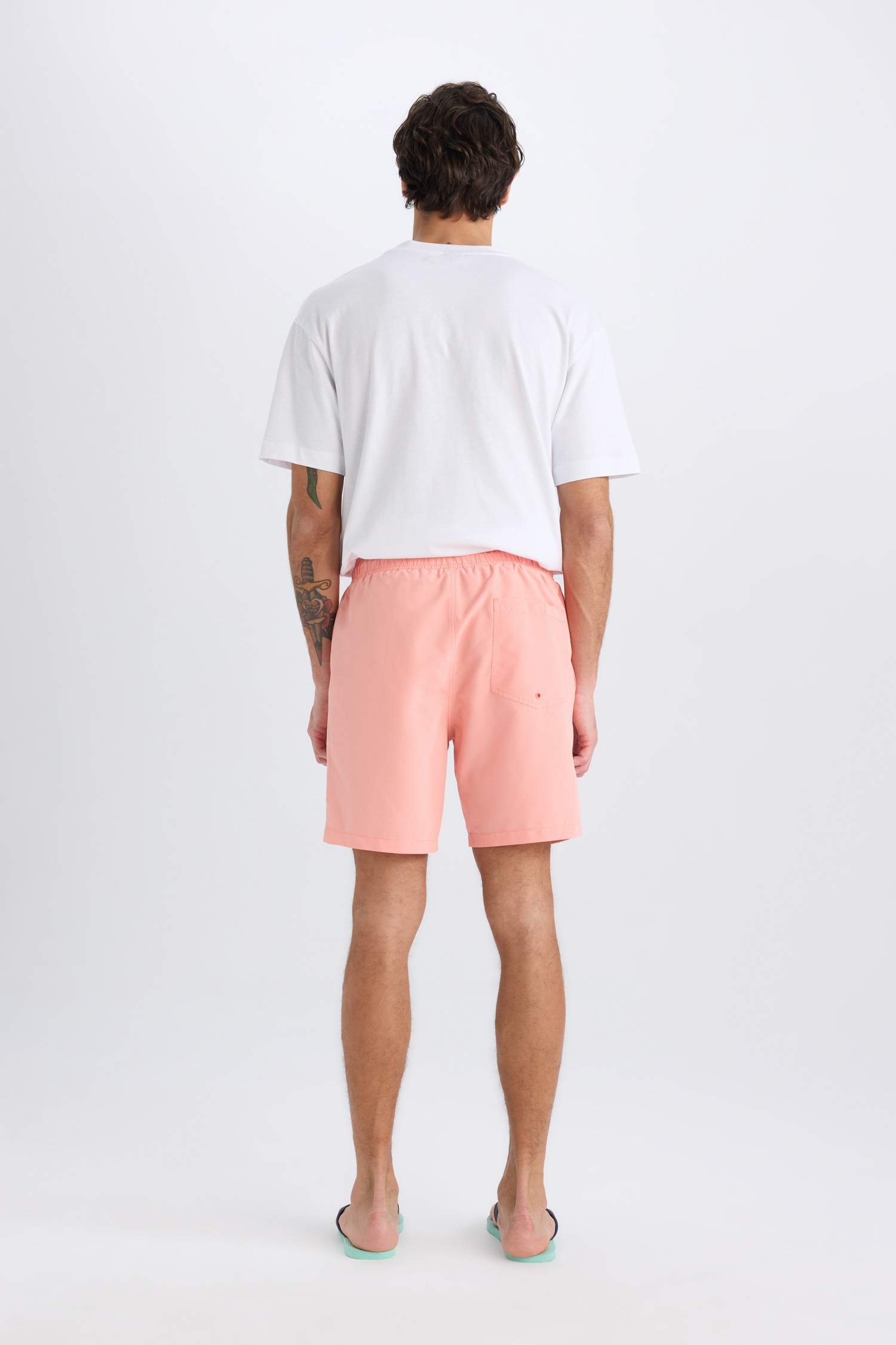 Short de Bain coupe régulière à Genoux Doublé de filet