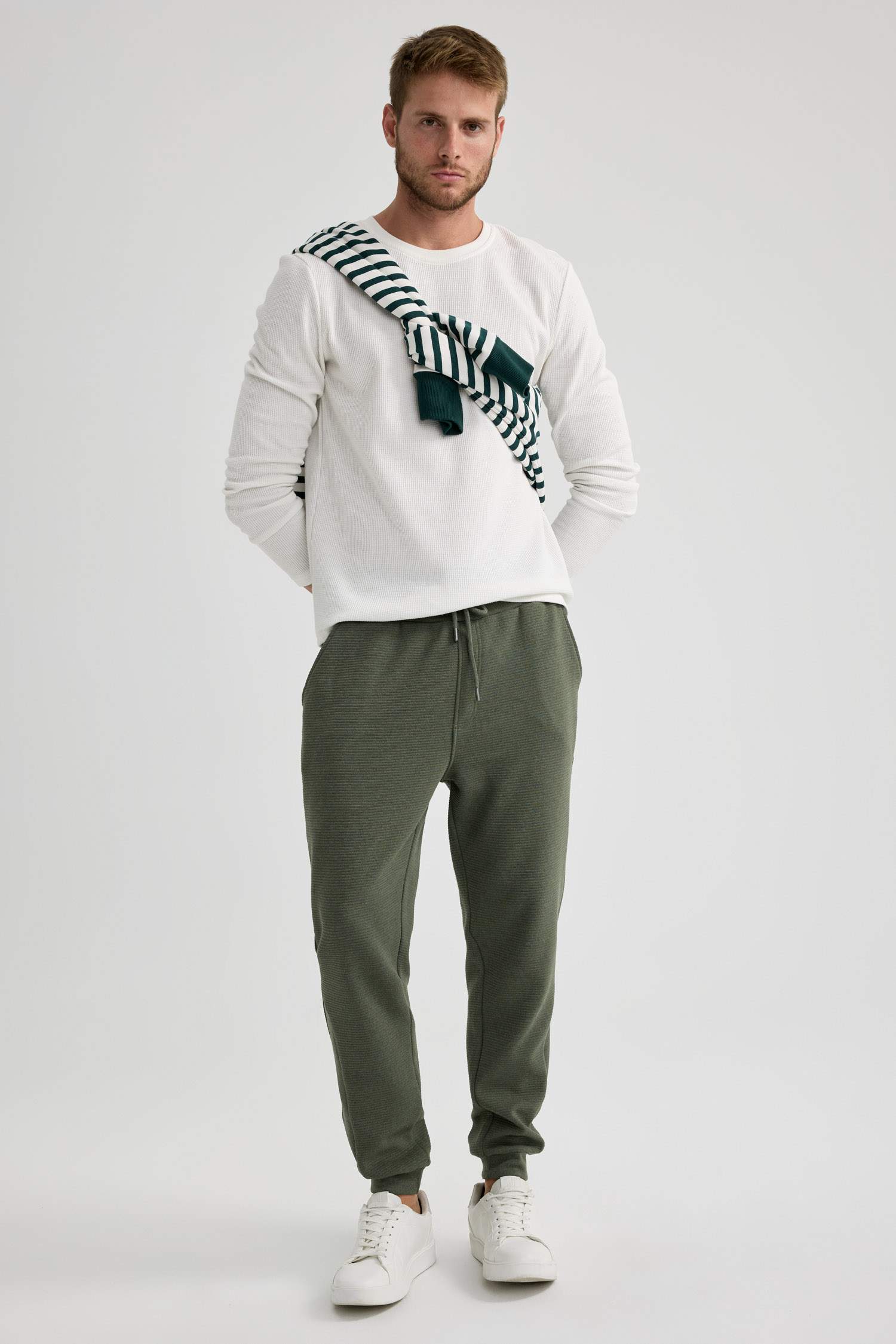 Pike İnce Jogger Eşofman Altı Slim Fit Dar Kesim Beli Bağcıklı Lastikli Paça Cepli